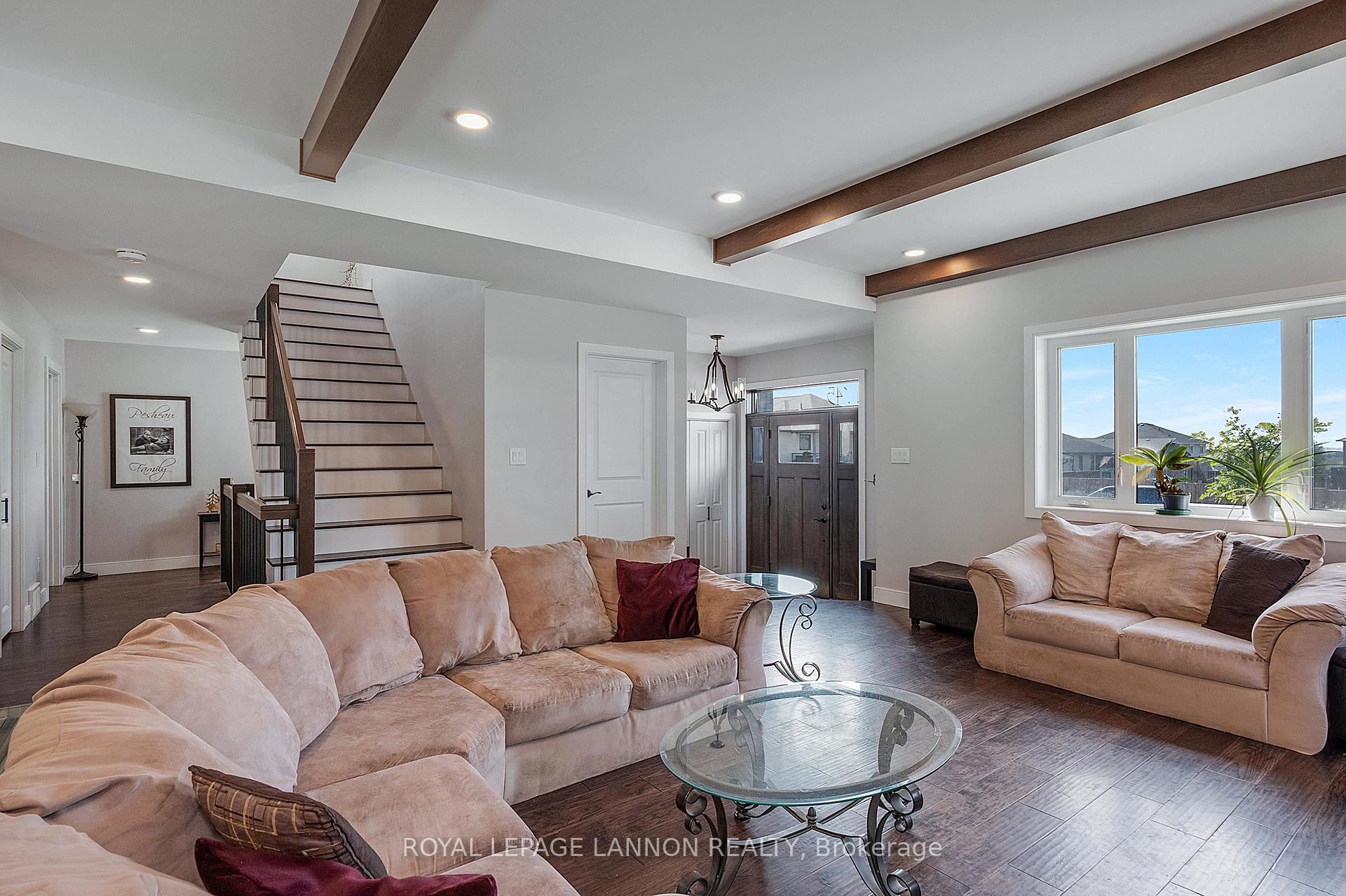 Photo 33 of 145 Dogwood Crescent, Thunder Bay, John Street North — HOMEH