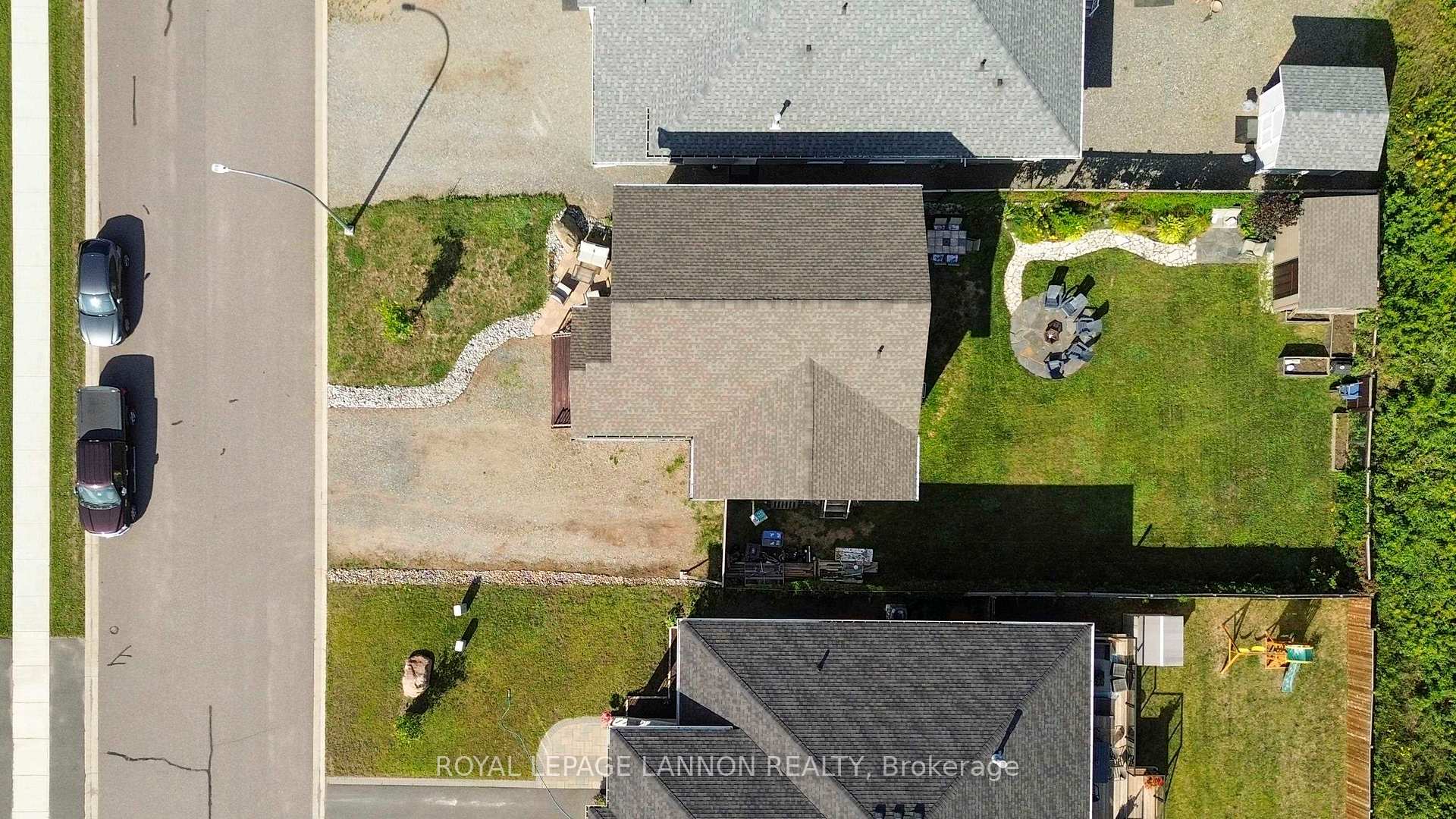 Photo 41 of 145 Dogwood Crescent, Thunder Bay, John Street North — HOMEH