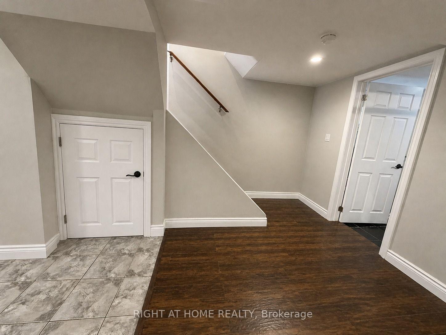 Photo 4 of Unit Lower, 830 Brucedale Avenue E, Hamilton, Sunninghill — HOMEH