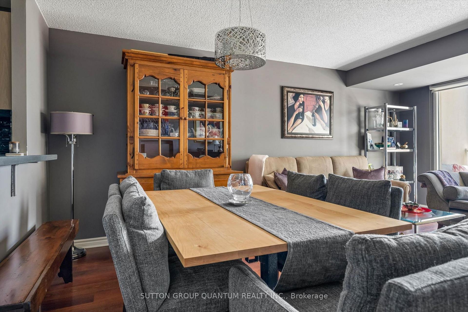 Photo 13 of Unit 818, 18 Concorde Place, North York, Banbury-Don Mills — HOMEH