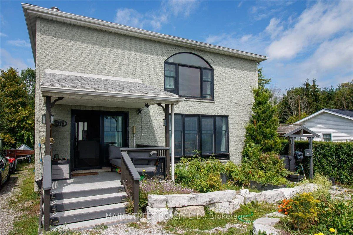Photo 15 of 1275 Lakeshore Road, Haldimand — HOMEH