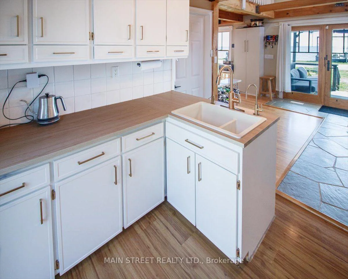 Photo 25 of 1275 Lakeshore Road, Haldimand — HOMEH