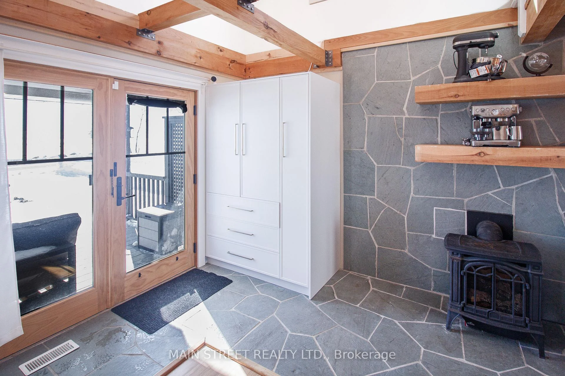 Photo 30 of 1275 Lakeshore Road, Haldimand — HOMEH