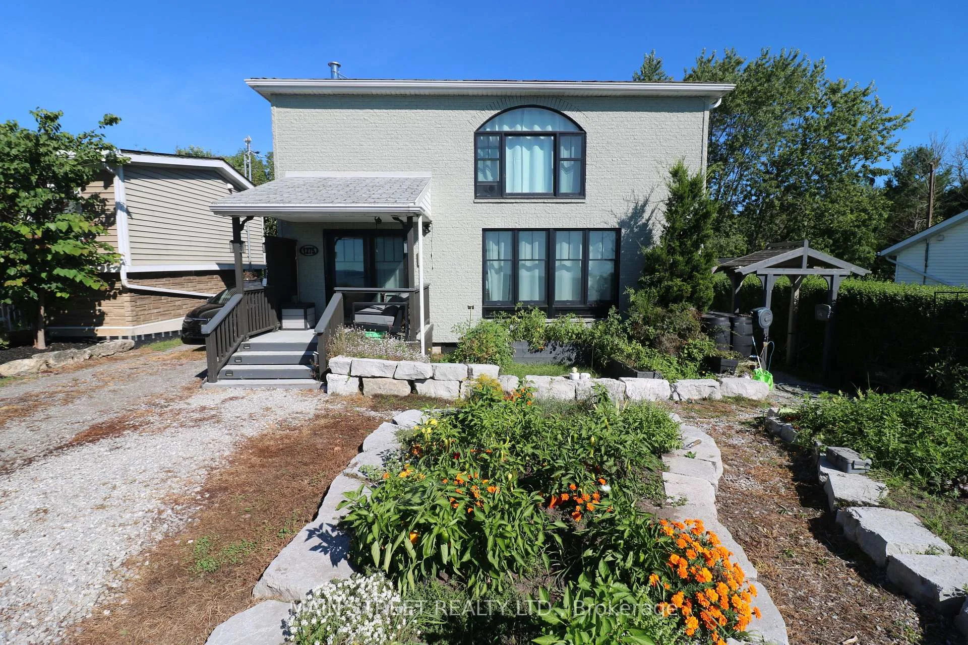 Photo 5 of 1275 Lakeshore Road, Haldimand — HOMEH