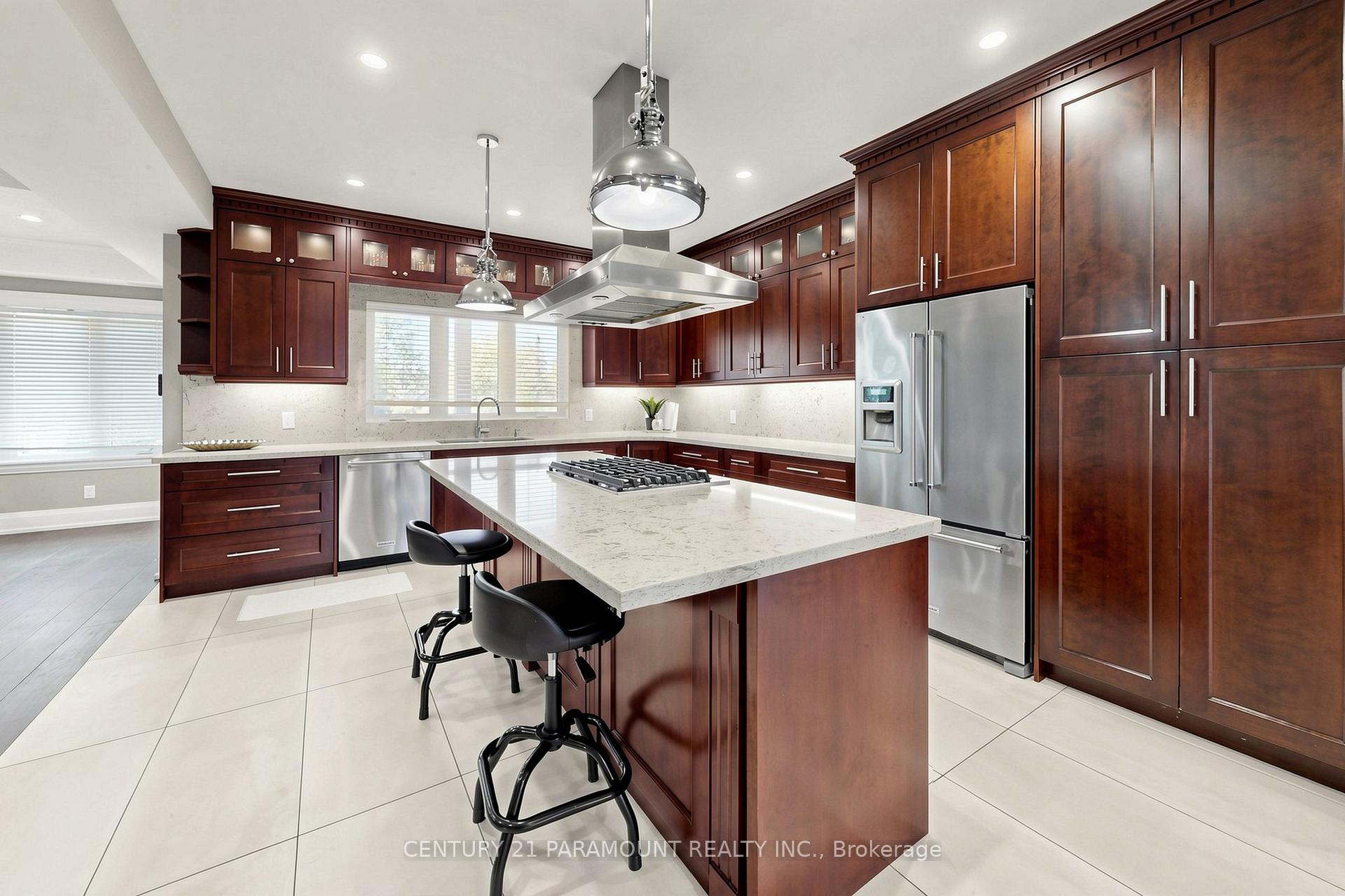 Photo 9 of 48 Edmund Street, Caledon, Alton — HOMEH