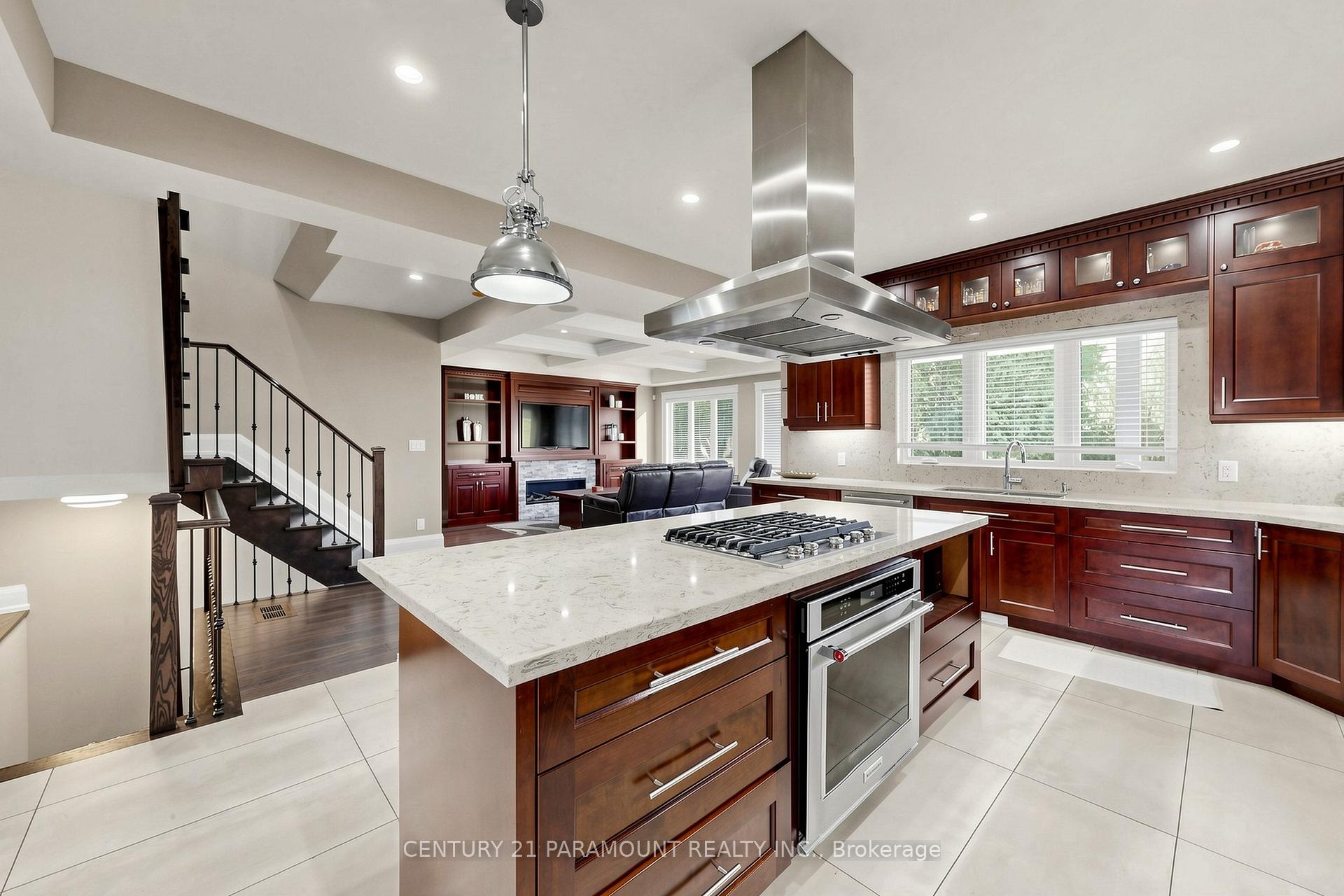 Photo 10 of 48 Edmund Street, Caledon, Alton — HOMEH