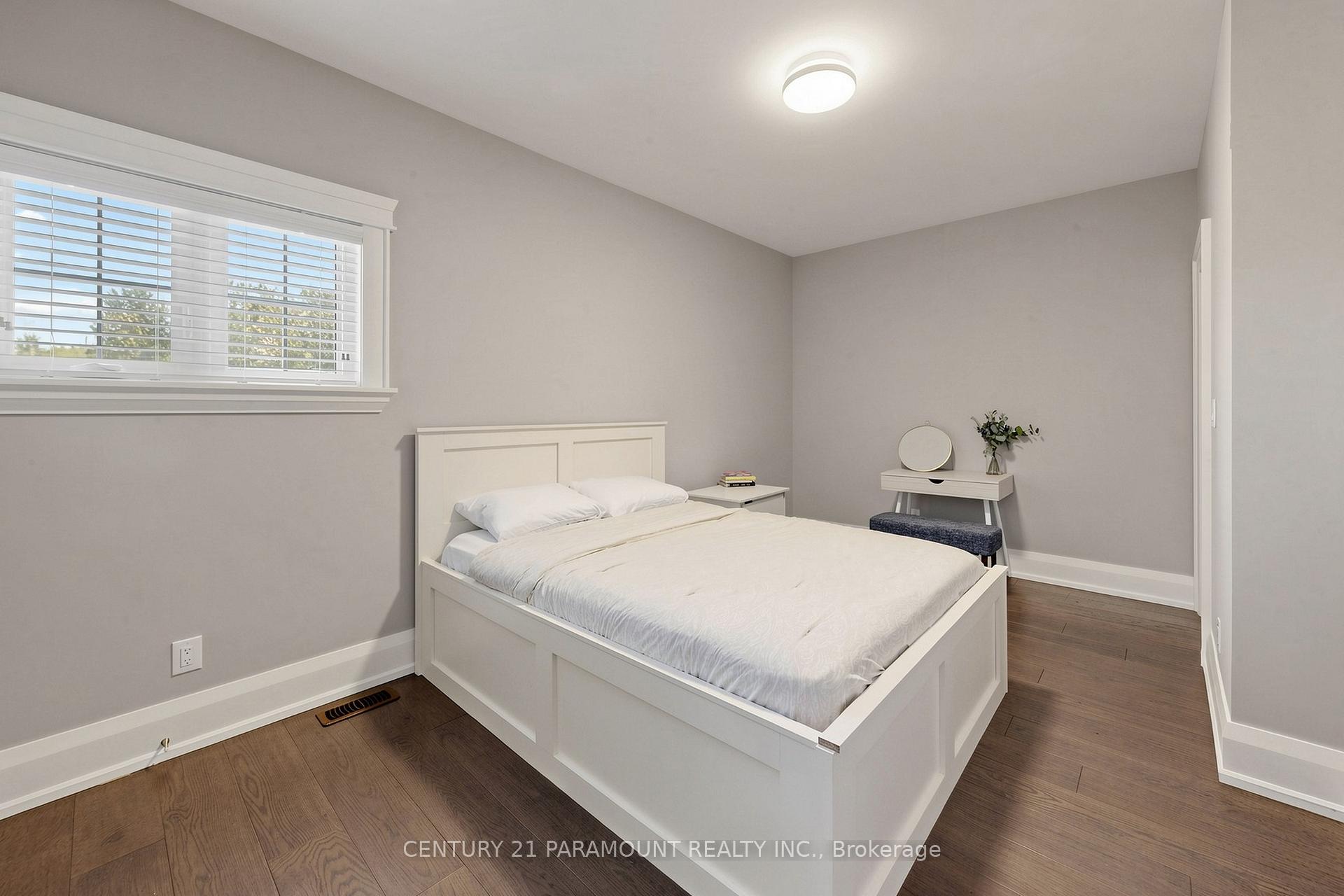 Photo 22 of 48 Edmund Street, Caledon, Alton — HOMEH
