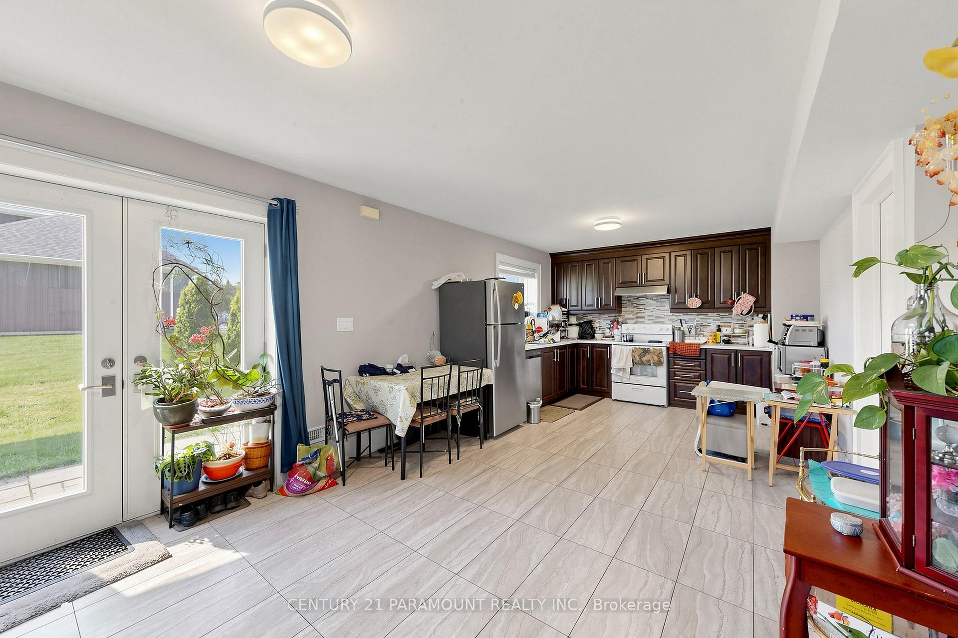 Photo 35 of 48 Edmund Street, Caledon, Alton — HOMEH