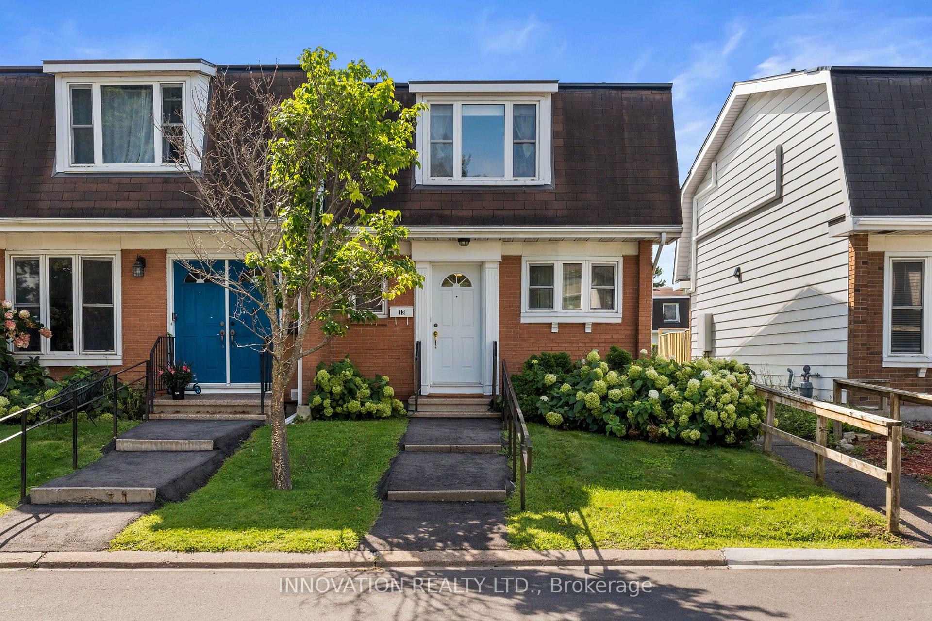 Photo of Unit 13, 920 Dynes Road