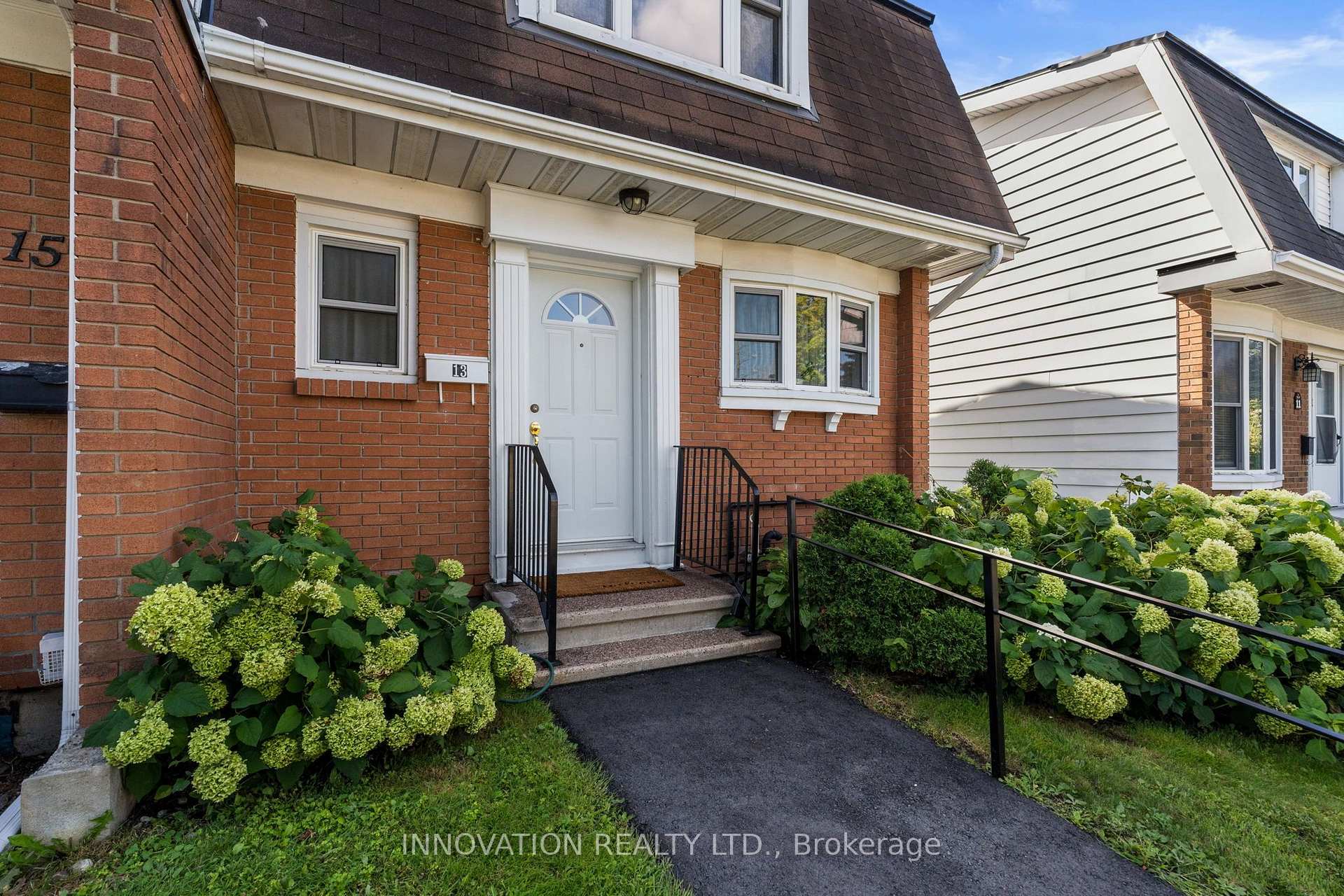 Photo 3 of Unit 13, 920 Dynes Road, Ottawa, Carleton Square — HOMEH