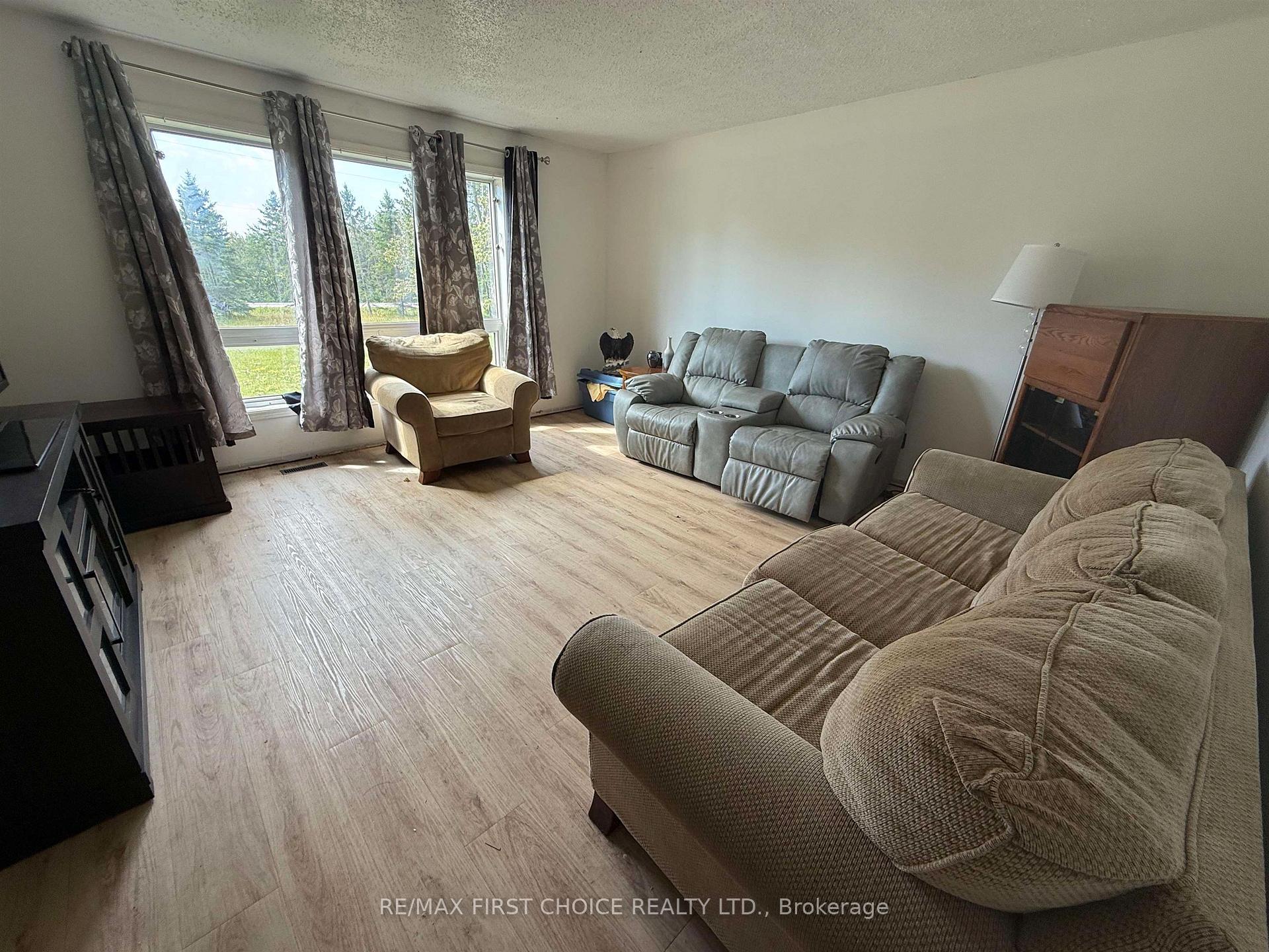 Photo 2 of 33 McDonald Road, Kenora Remote Area, Oxdrift — HOMEH