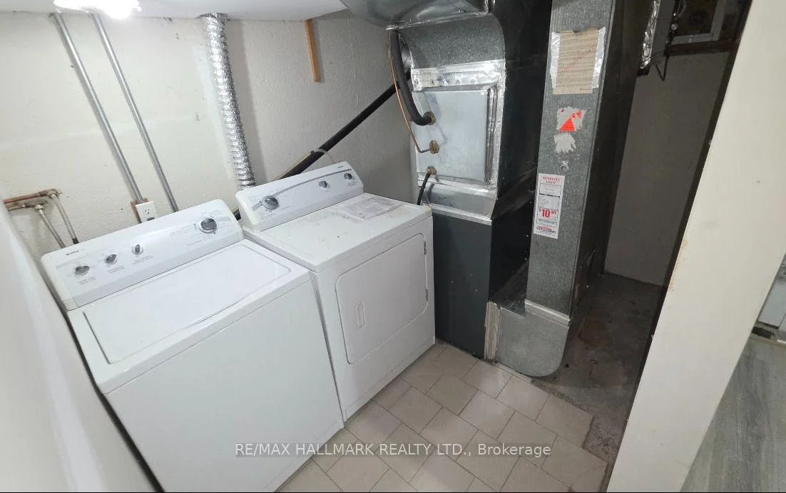 Photo 3 of Unit ROOM 2, 888 Krosno Boulevard, Pickering, Bay Ridges — HOMEH