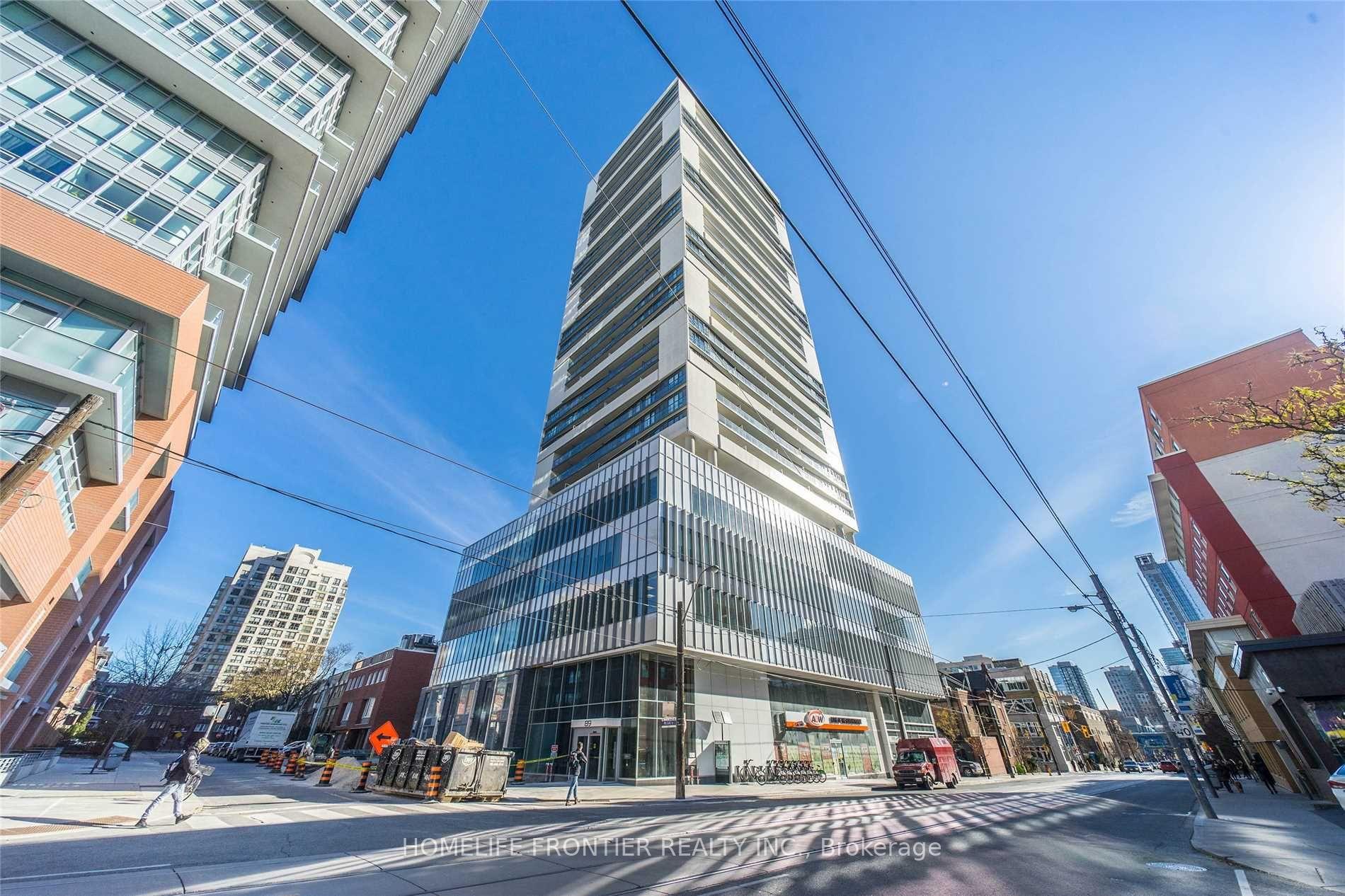 Front of Unit 1705, 89 McGill Street