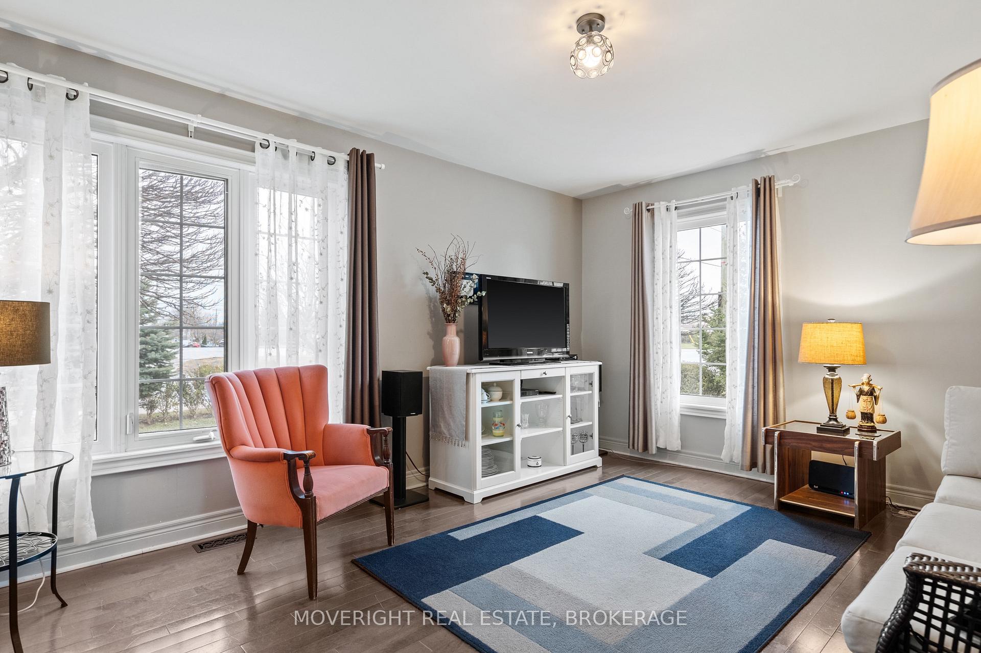 Photo 8 of 2 Leeson Street, St. Catharines, Burleigh Hill — HOMEH