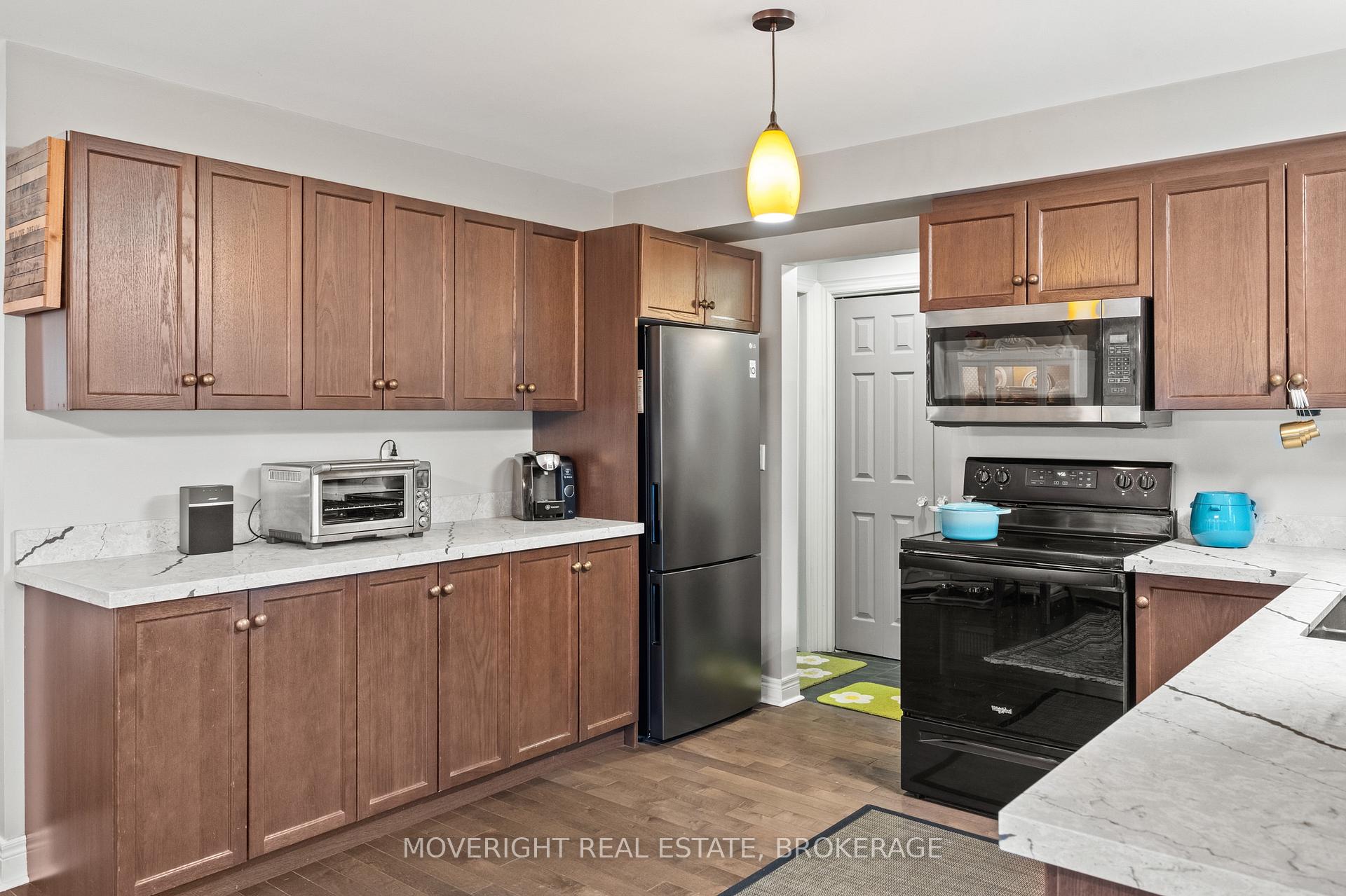 Photo 15 of 2 Leeson Street, St. Catharines, Burleigh Hill — HOMEH