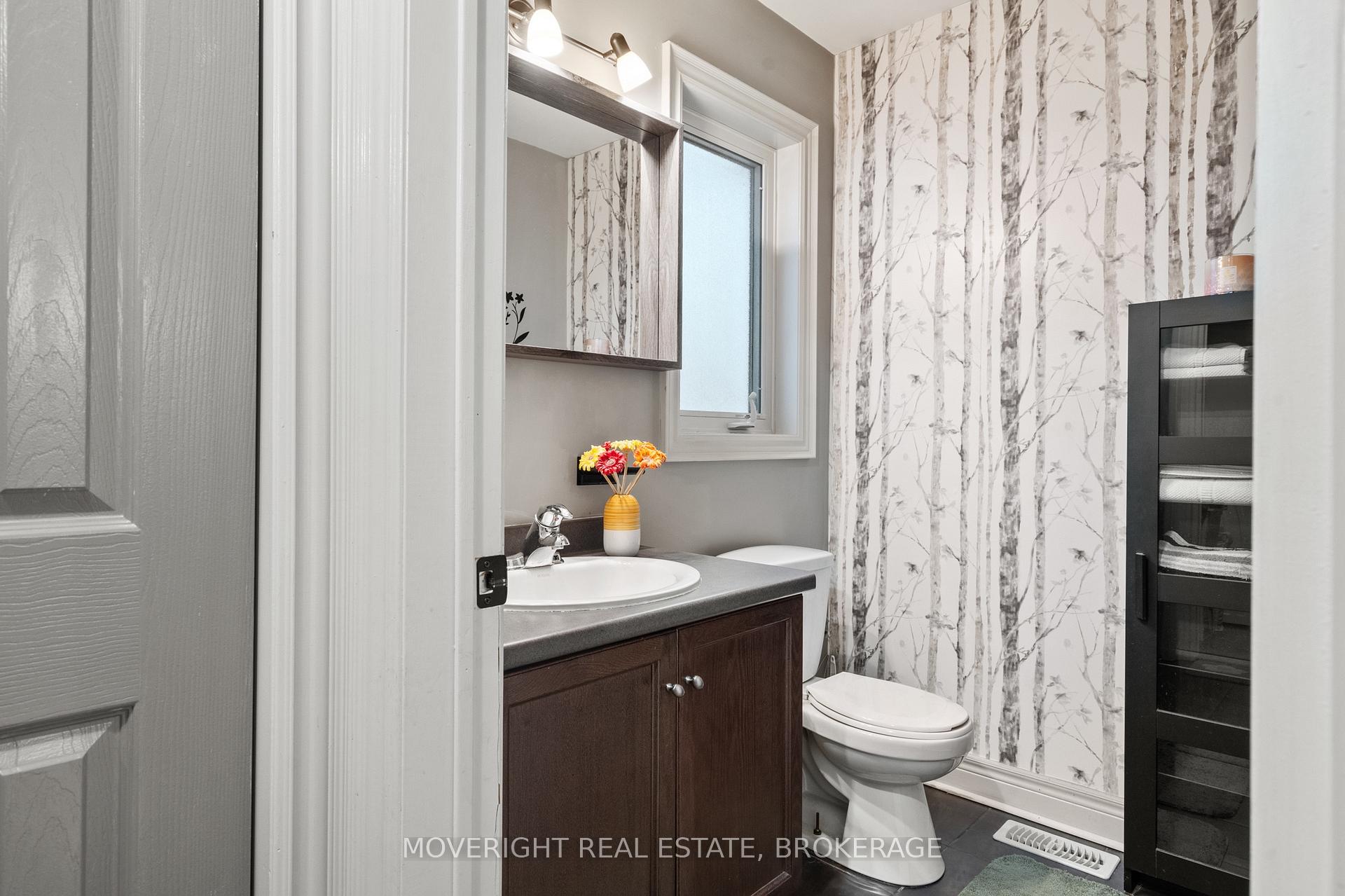 Photo 17 of 2 Leeson Street, St. Catharines, Burleigh Hill — HOMEH