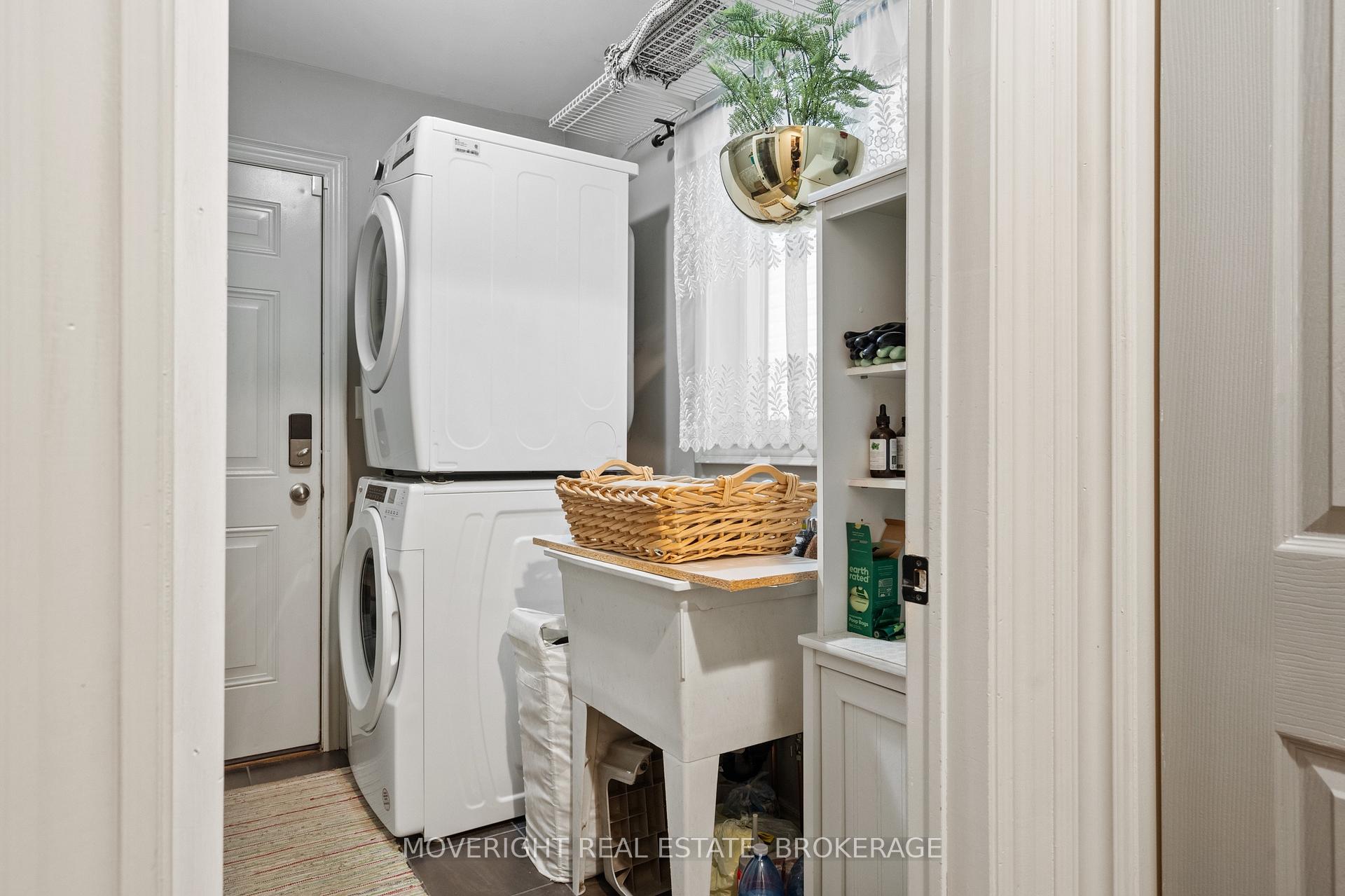 Photo 18 of 2 Leeson Street, St. Catharines, Burleigh Hill — HOMEH