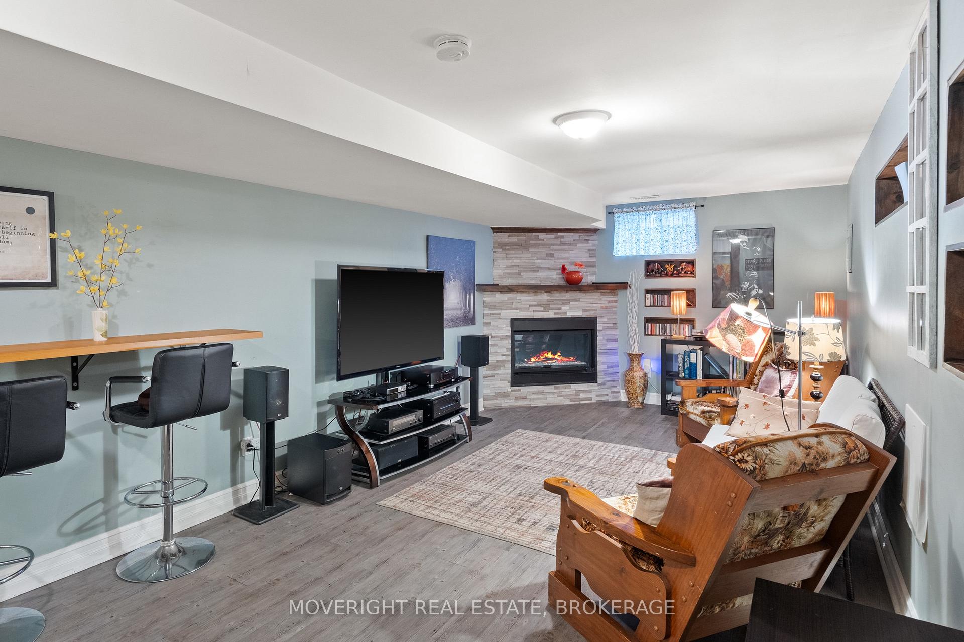 Photo 31 of 2 Leeson Street, St. Catharines, Burleigh Hill — HOMEH