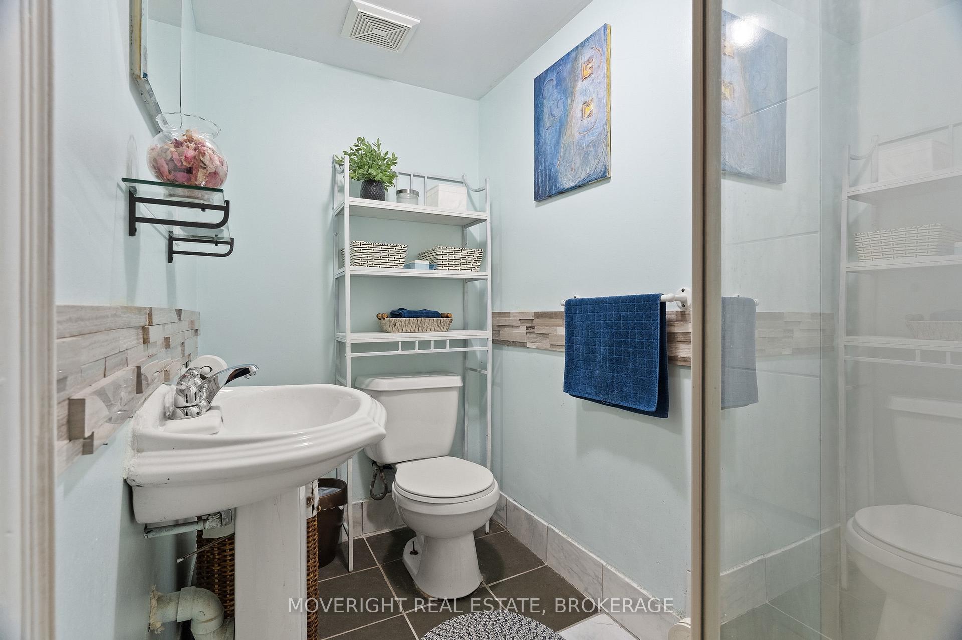 Photo 34 of 2 Leeson Street, St. Catharines, Burleigh Hill — HOMEH