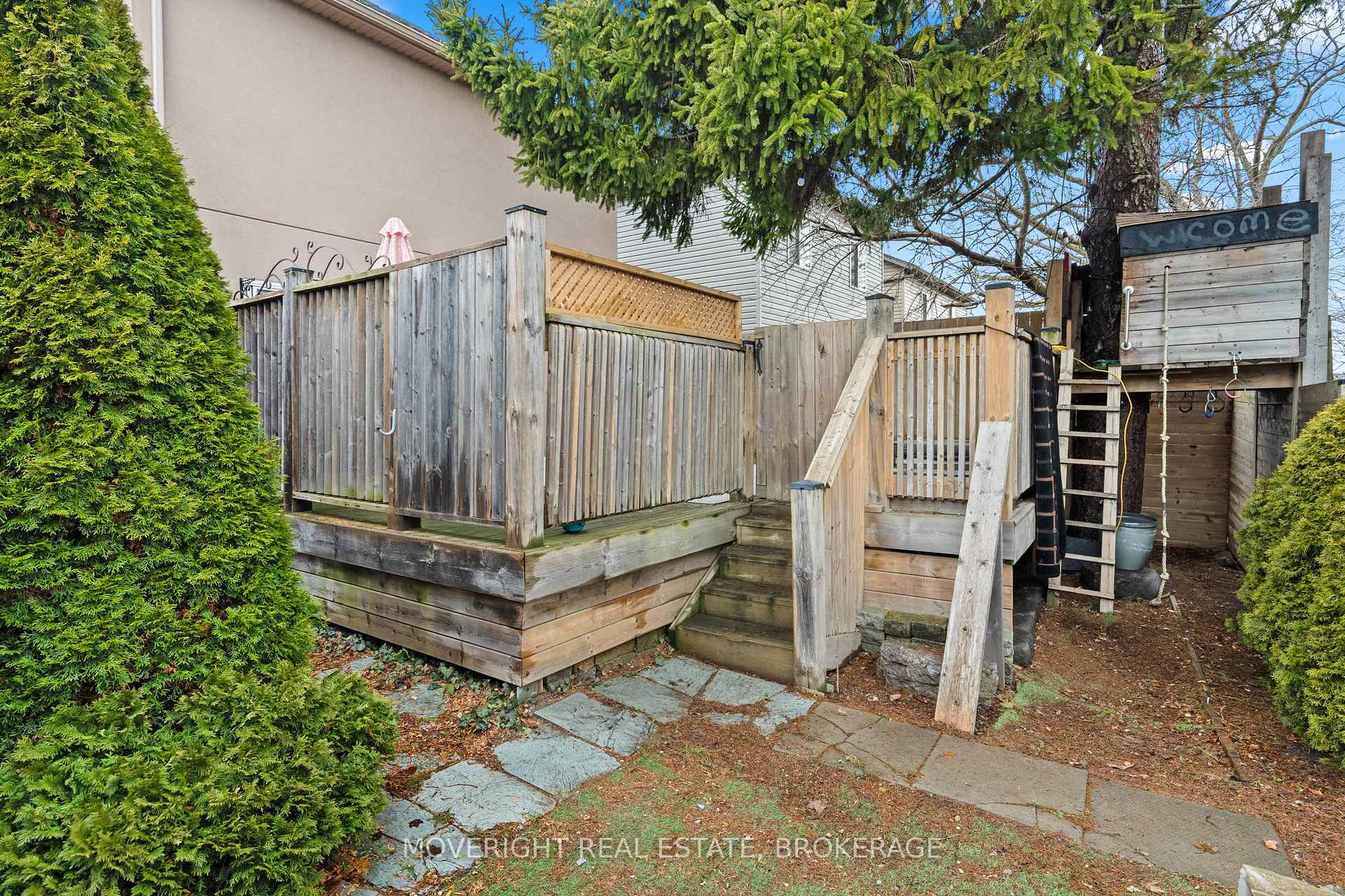 Photo 39 of 2 Leeson Street, St. Catharines, Burleigh Hill — HOMEH