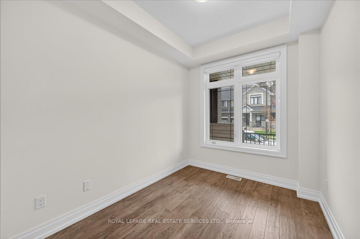 Photo 5 of 43 Kenesky Drive, Hamilton, Waterdown — HOMEH