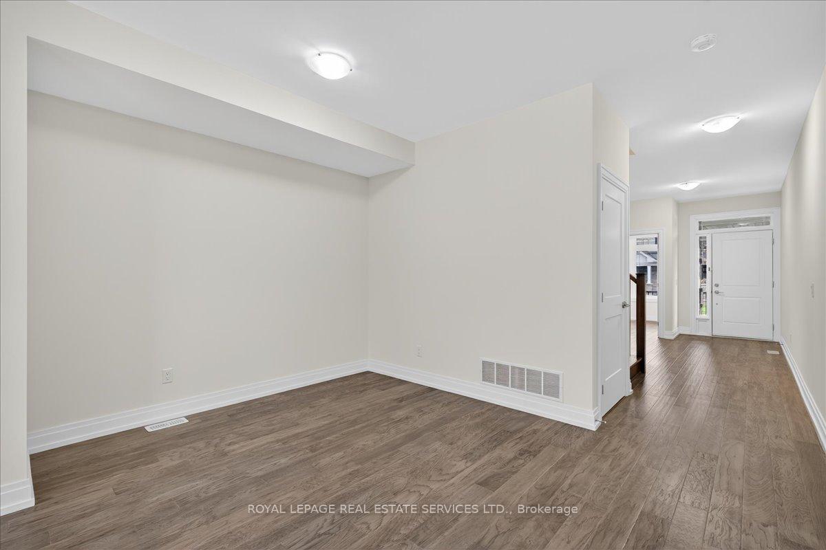 Photo 8 of 43 Kenesky Drive, Hamilton, Waterdown — HOMEH