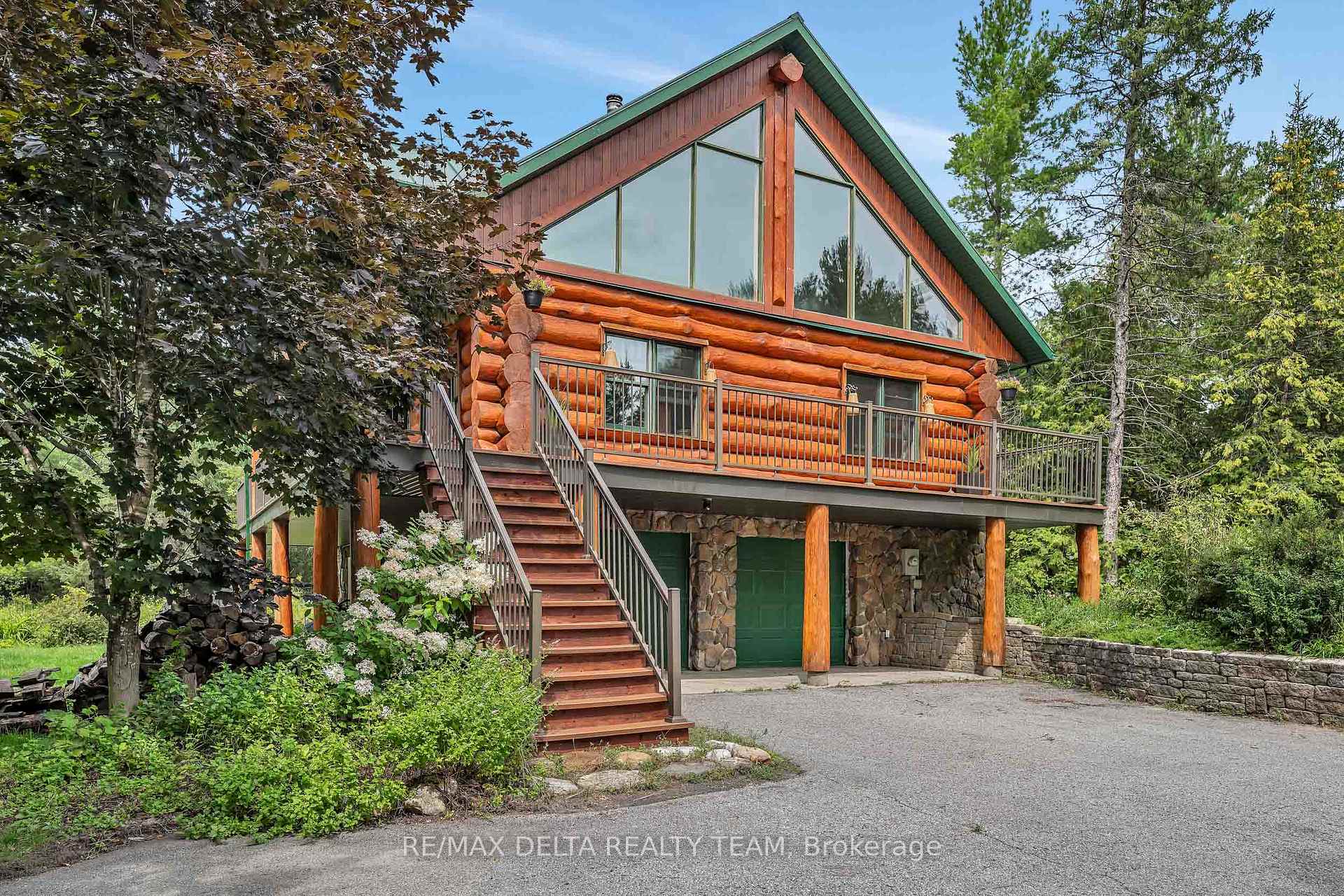 Photo 2 of 107 Corkery Woods Drive, Ottawa, Huntley Ward (North West) — HOMEH