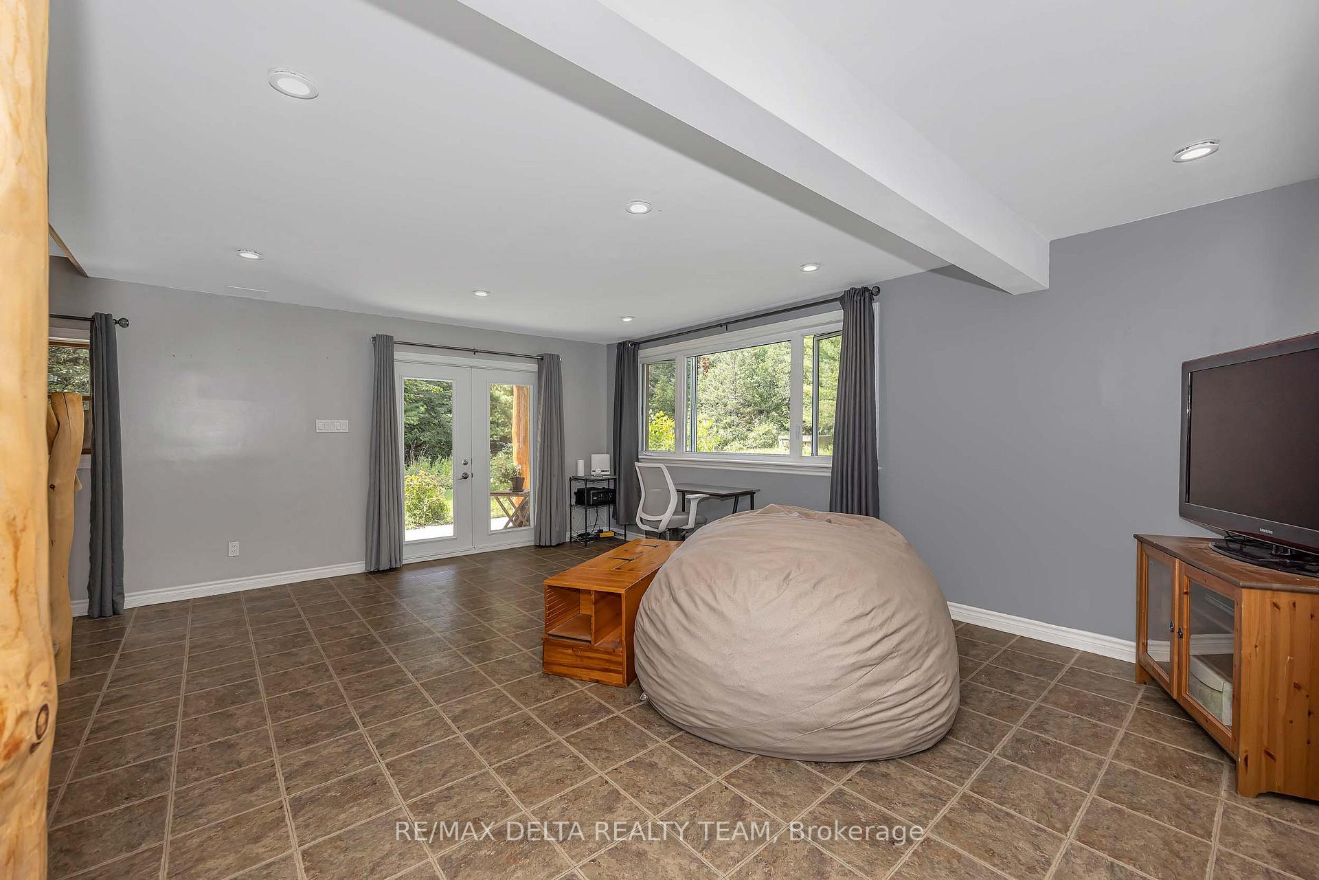 Photo 37 of 107 Corkery Woods Drive, Ottawa, Huntley Ward (North West) — HOMEH