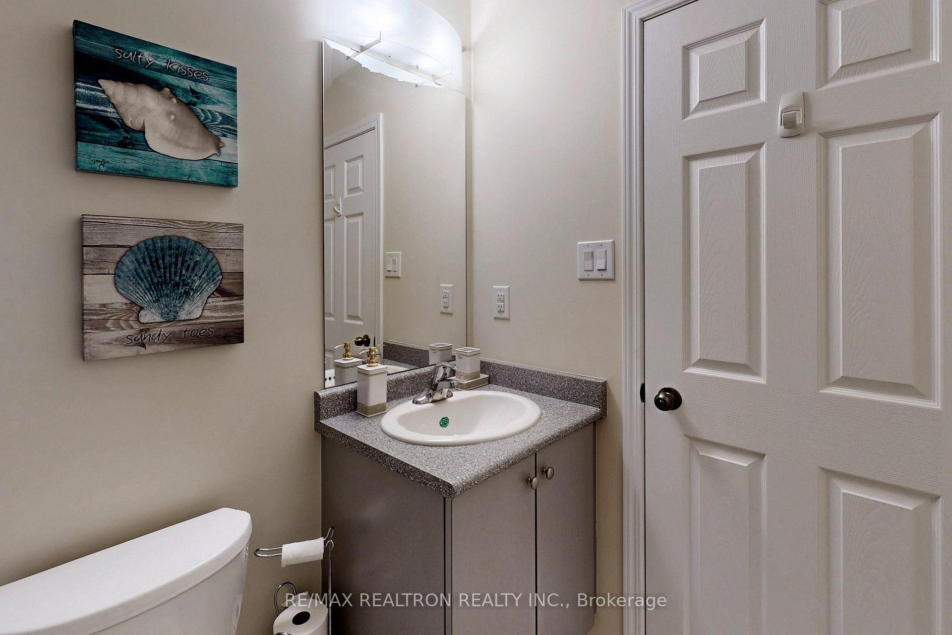 Photo 33 of 8472 Hickory Lane, Niagara Falls, Brown — HOMEH