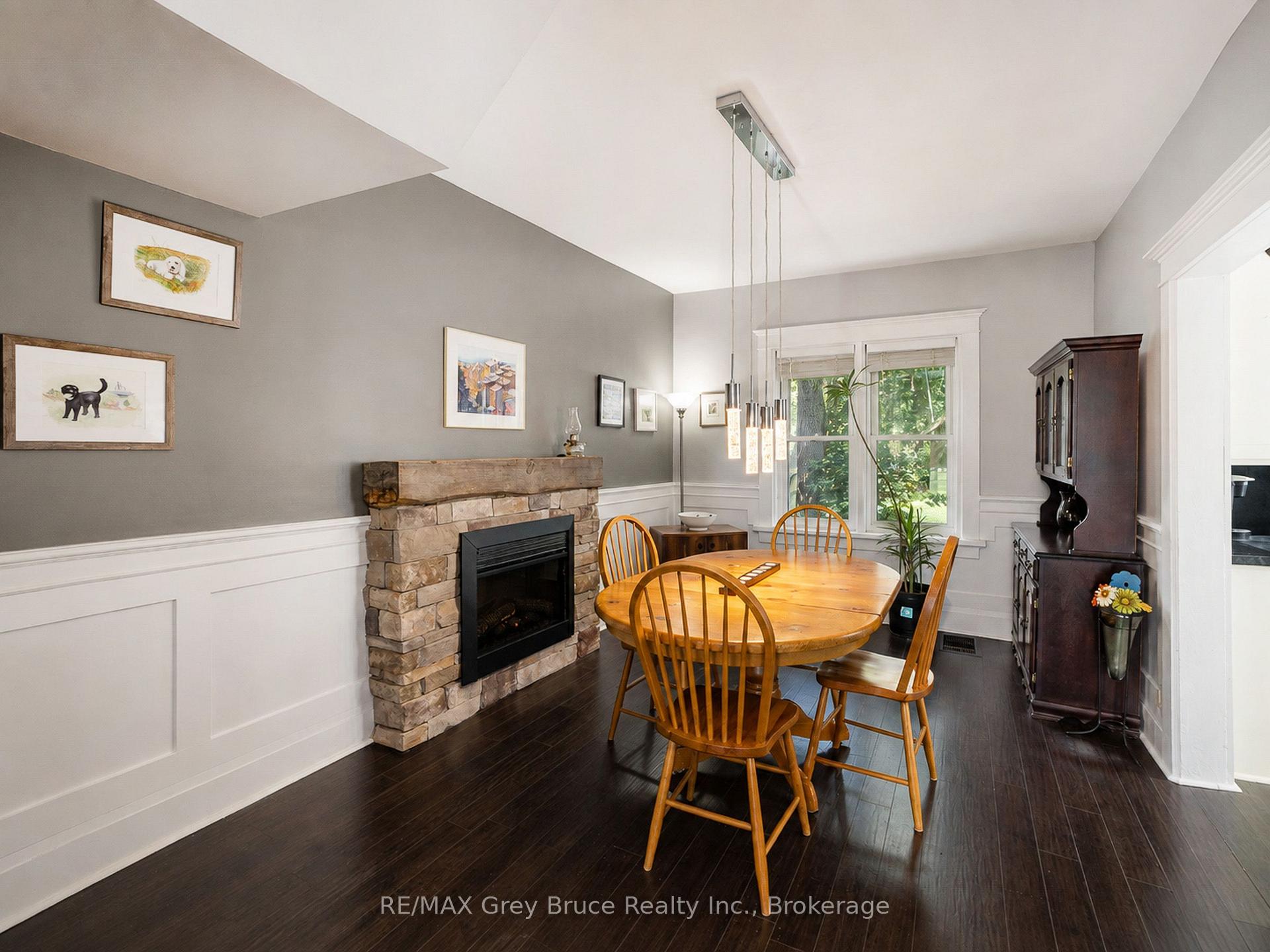 Photo 11 of 813 5th Avenue A E, Owen Sound — HOMEH