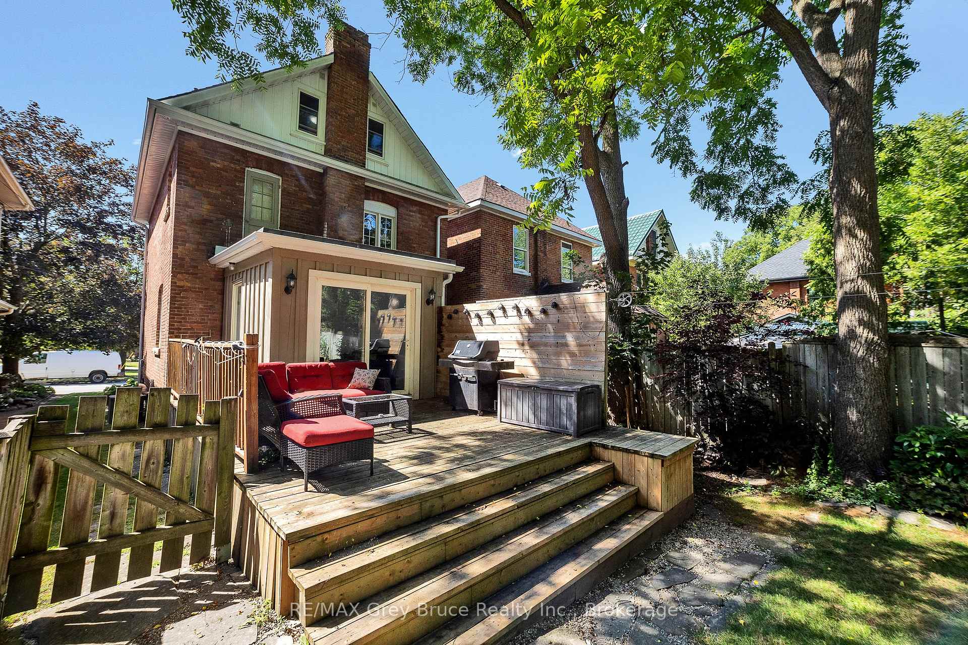 Photo 29 of 813 5th Avenue A E, Owen Sound — HOMEH
