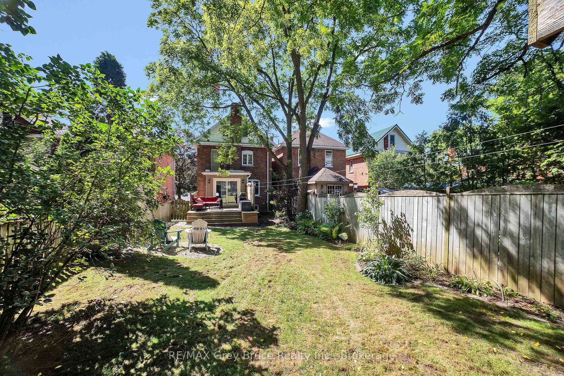Photo 34 of 813 5th Avenue A E, Owen Sound — HOMEH