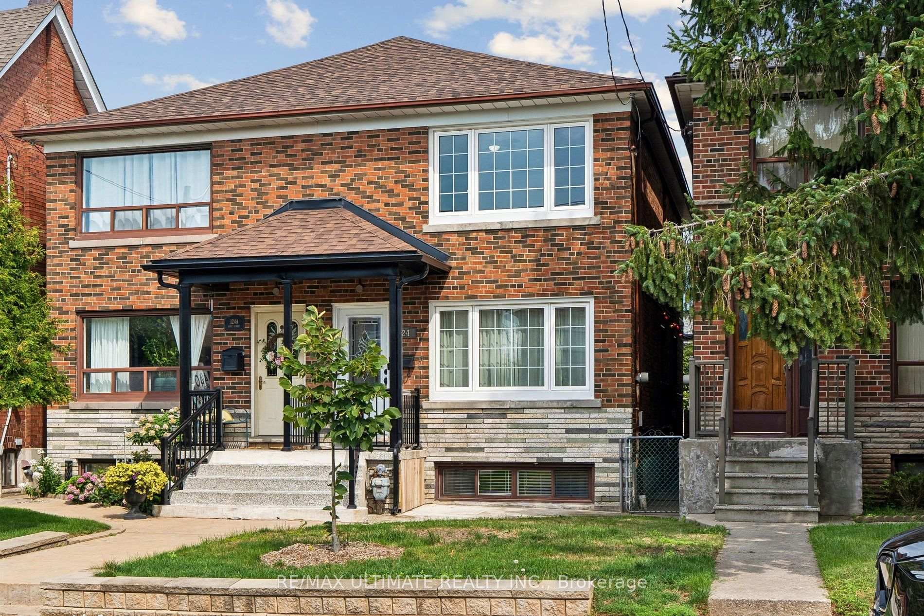 Photo 1 of 124 Hope Street, Toronto, Corso Italia-Davenport — HOMEH