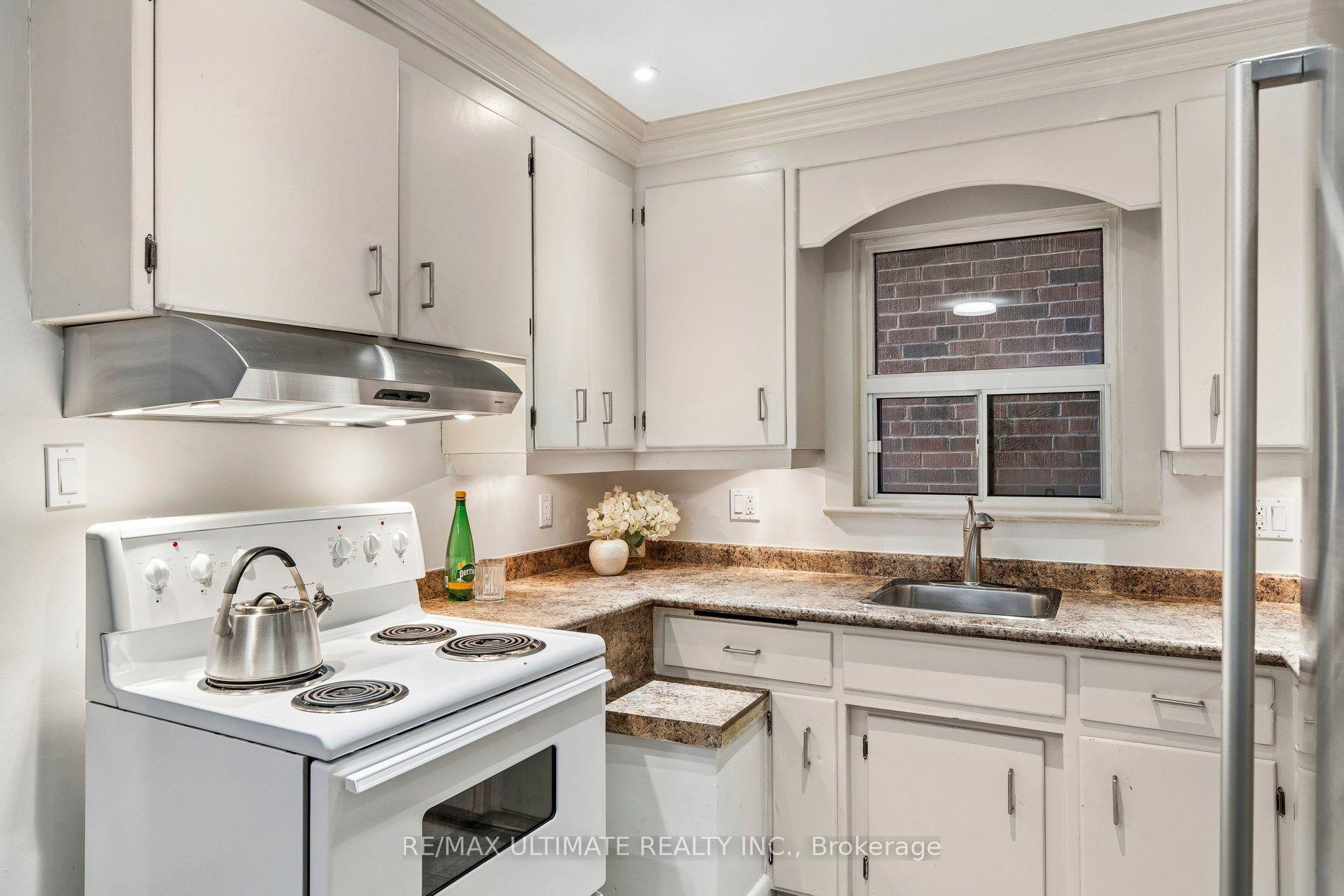 Photo 17 of 124 Hope Street, Toronto, Corso Italia-Davenport — HOMEH