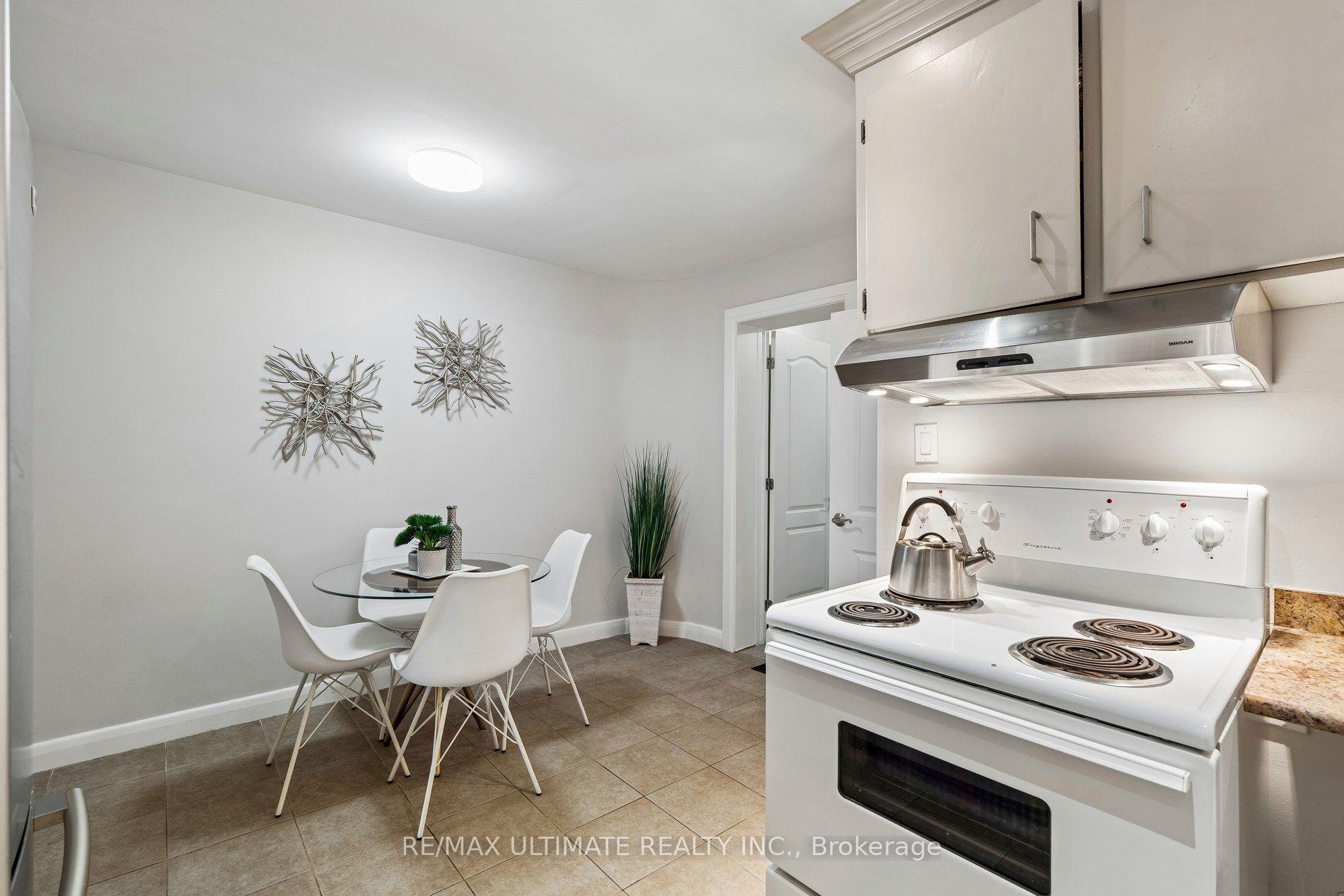 Photo 20 of 124 Hope Street, Toronto, Corso Italia-Davenport — HOMEH
