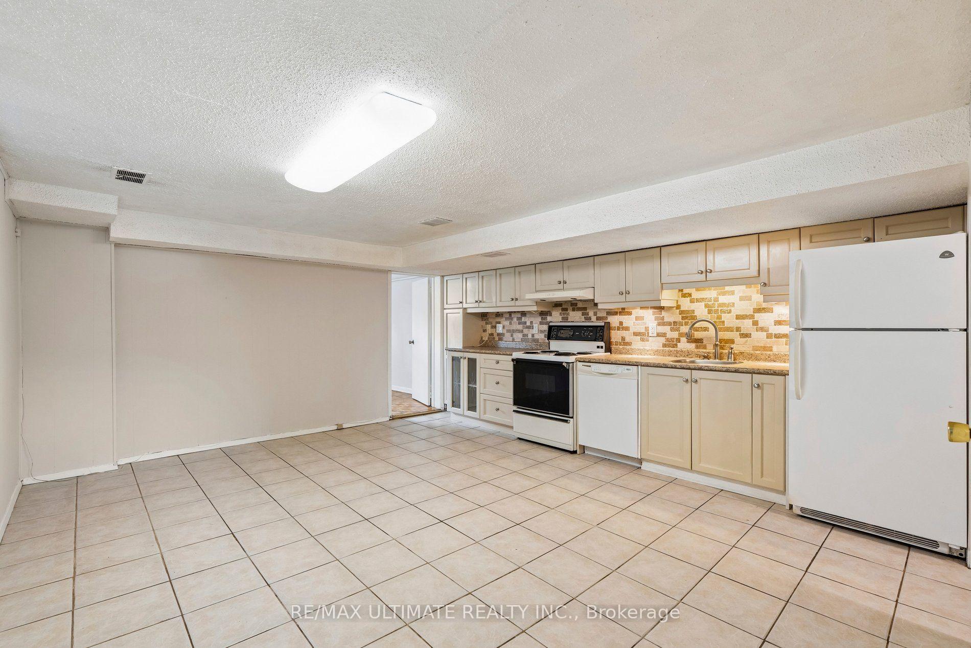Photo 34 of 124 Hope Street, Toronto, Corso Italia-Davenport — HOMEH