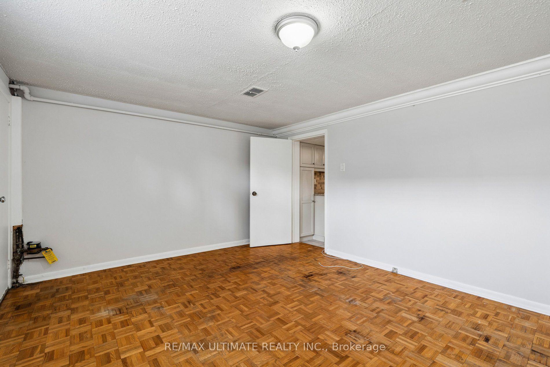 Photo 40 of 124 Hope Street, Toronto, Corso Italia-Davenport — HOMEH