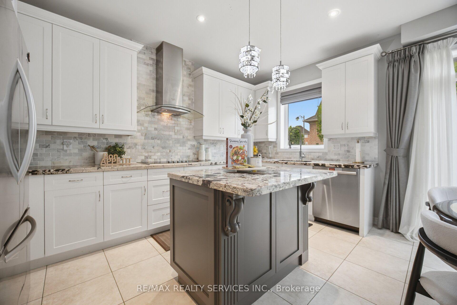 Photo 8 of 79 Cedarholme Avenue, Caledon, Rural Caledon — HOMEH