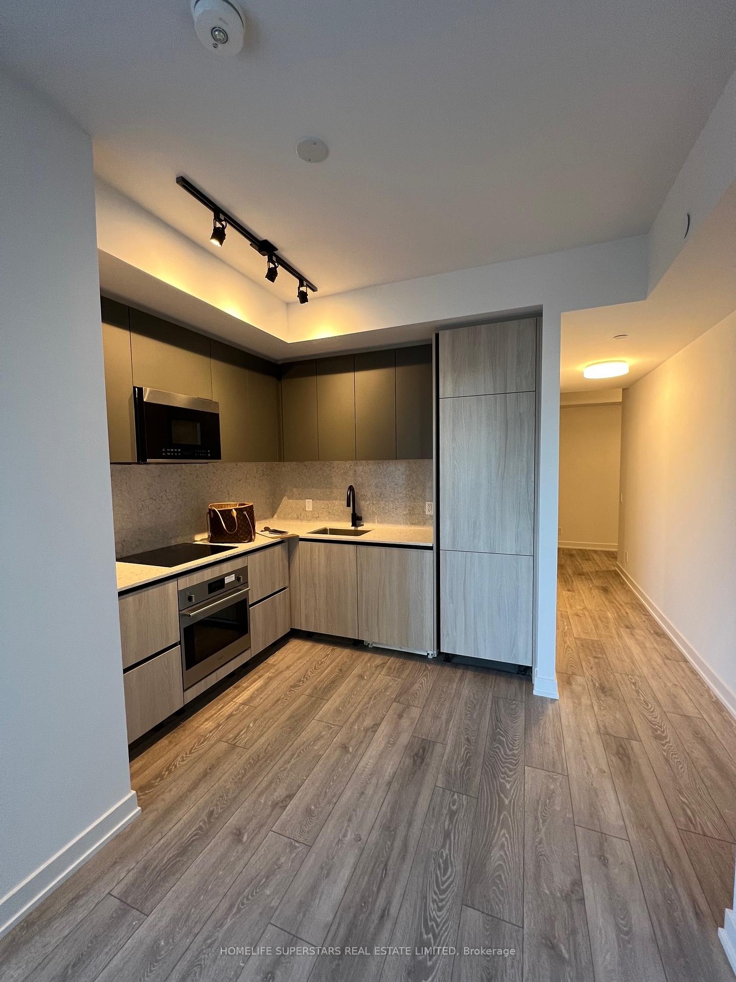 Photo 16 of Unit 826, 108 Peter Street, Toronto, Waterfront Communities — HOMEH