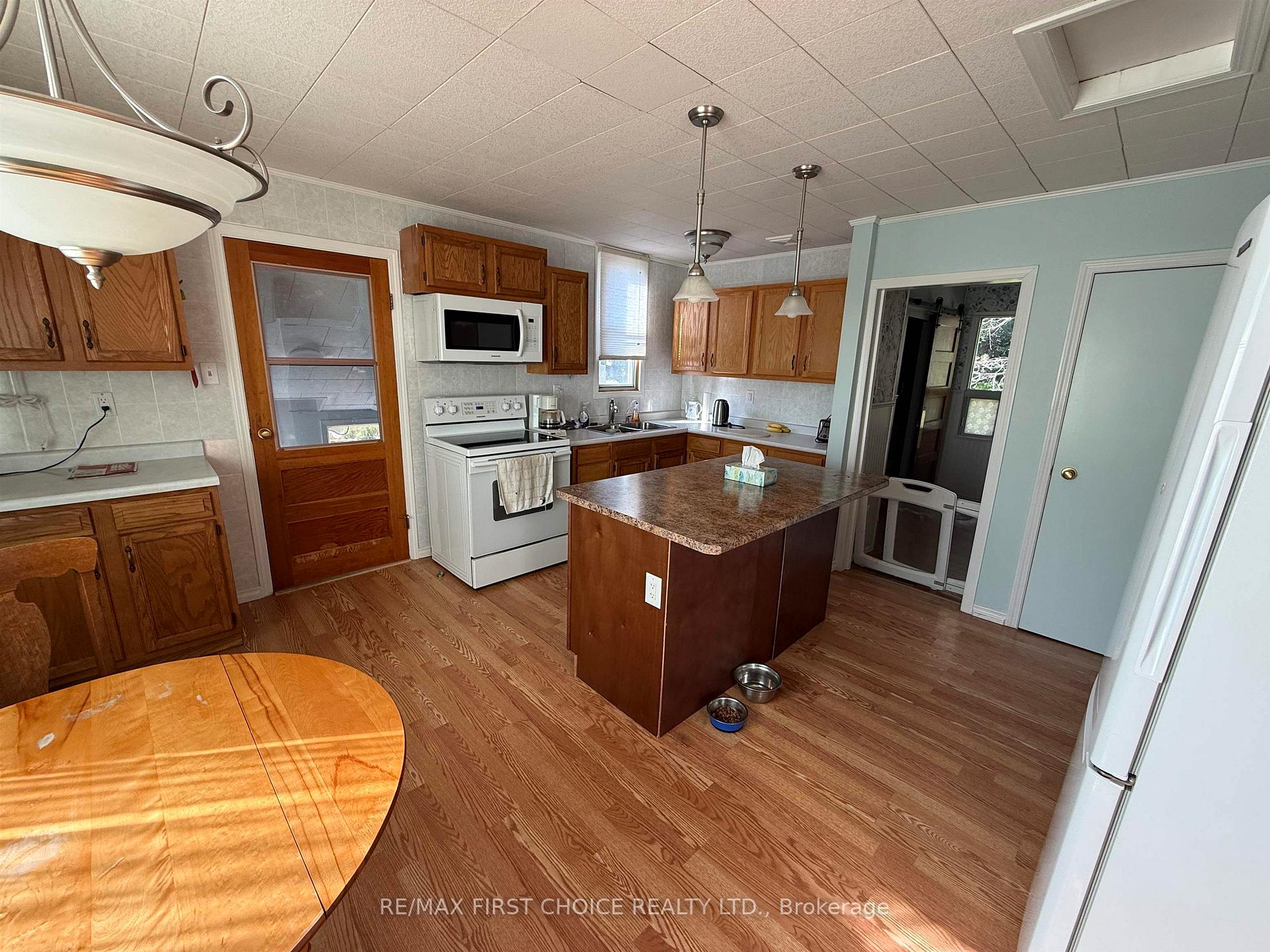 Photo 5 of 78 Armstrong Street, Machin, TB-612 — HOMEH