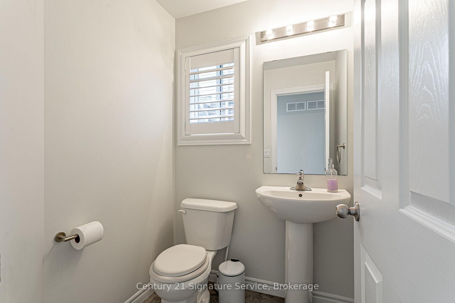 Photo 8 of 27 Freer Drive, North Dumfries, Ayr — HOMEH