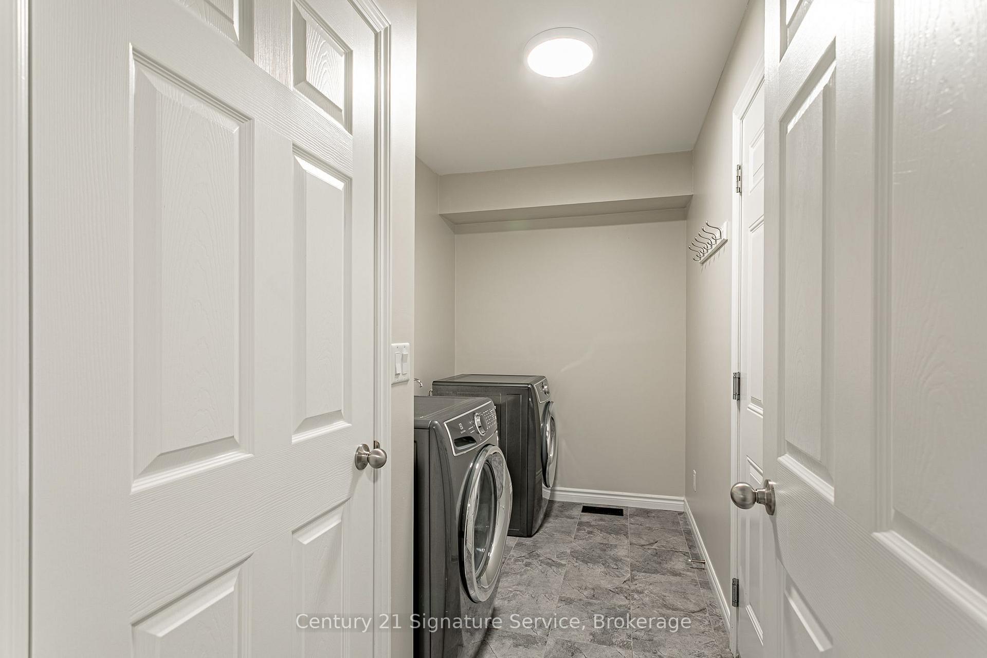 Photo 10 of 27 Freer Drive, North Dumfries, Ayr — HOMEH