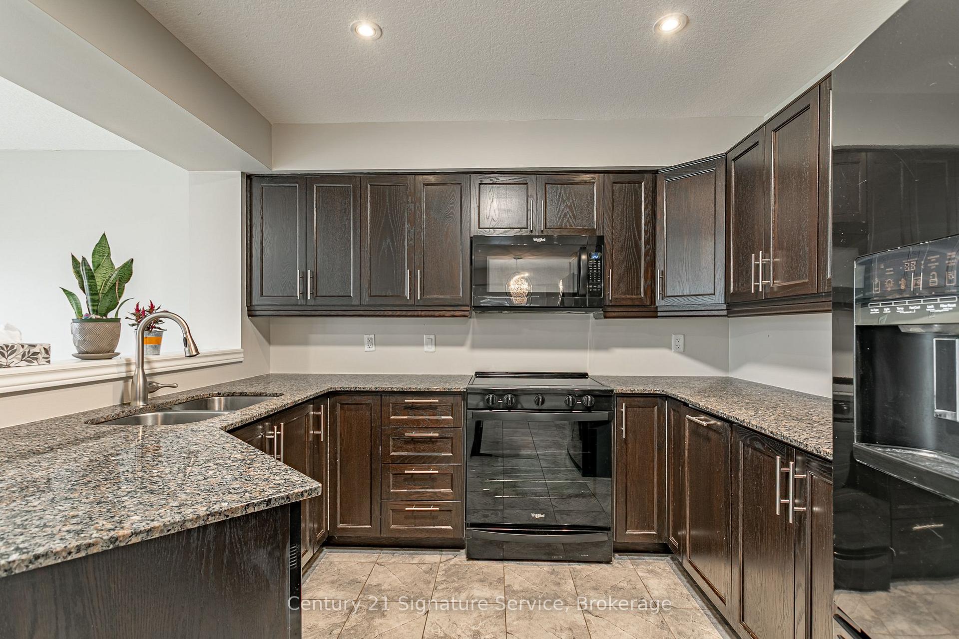 Photo 18 of 27 Freer Drive, North Dumfries, Ayr — HOMEH