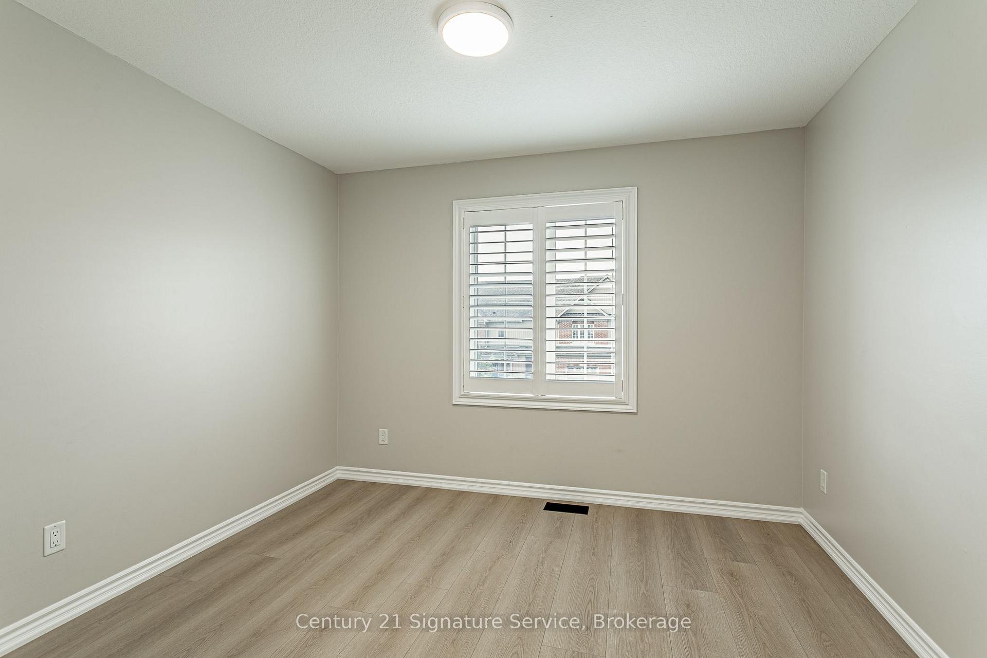 Photo 19 of 27 Freer Drive, North Dumfries, Ayr — HOMEH