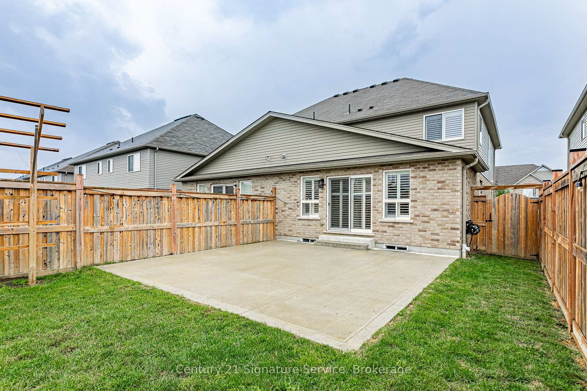 Photo 31 of 27 Freer Drive, North Dumfries, Ayr — HOMEH