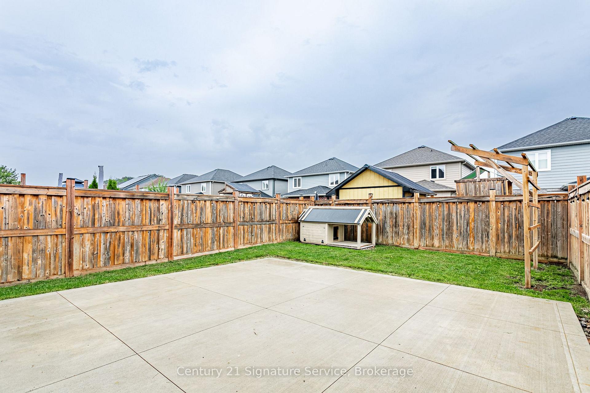 Photo 33 of 27 Freer Drive, North Dumfries, Ayr — HOMEH