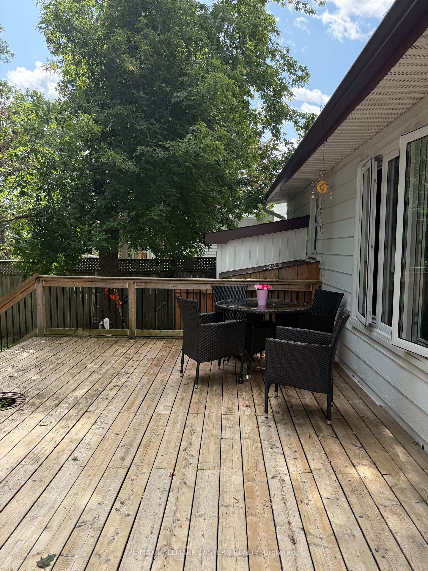 Photo 25 of 413 Bellevue Street, Peterborough, Northcrest Ward 5 — HOMEH