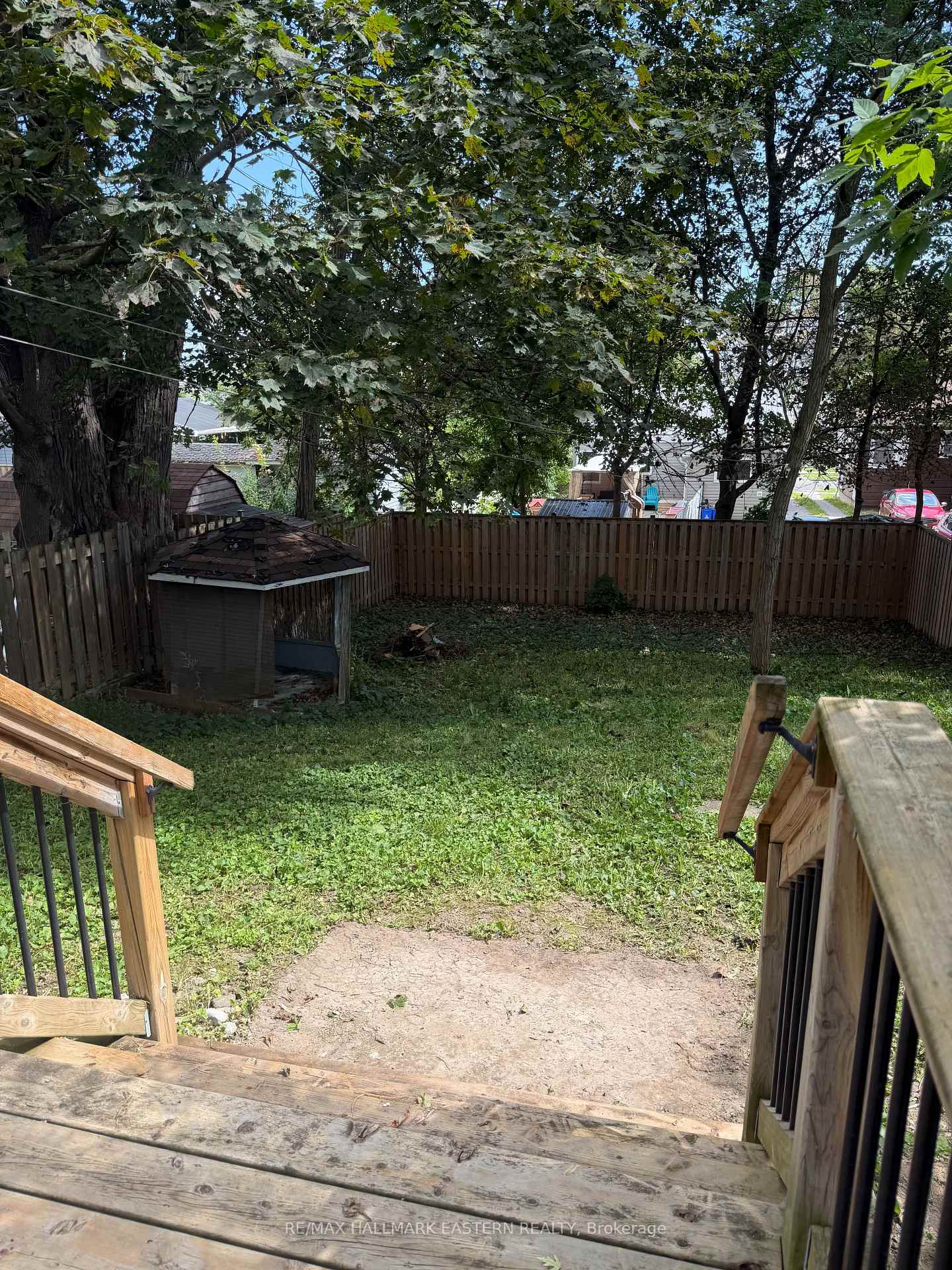 Photo 28 of 413 Bellevue Street, Peterborough, Northcrest Ward 5 — HOMEH