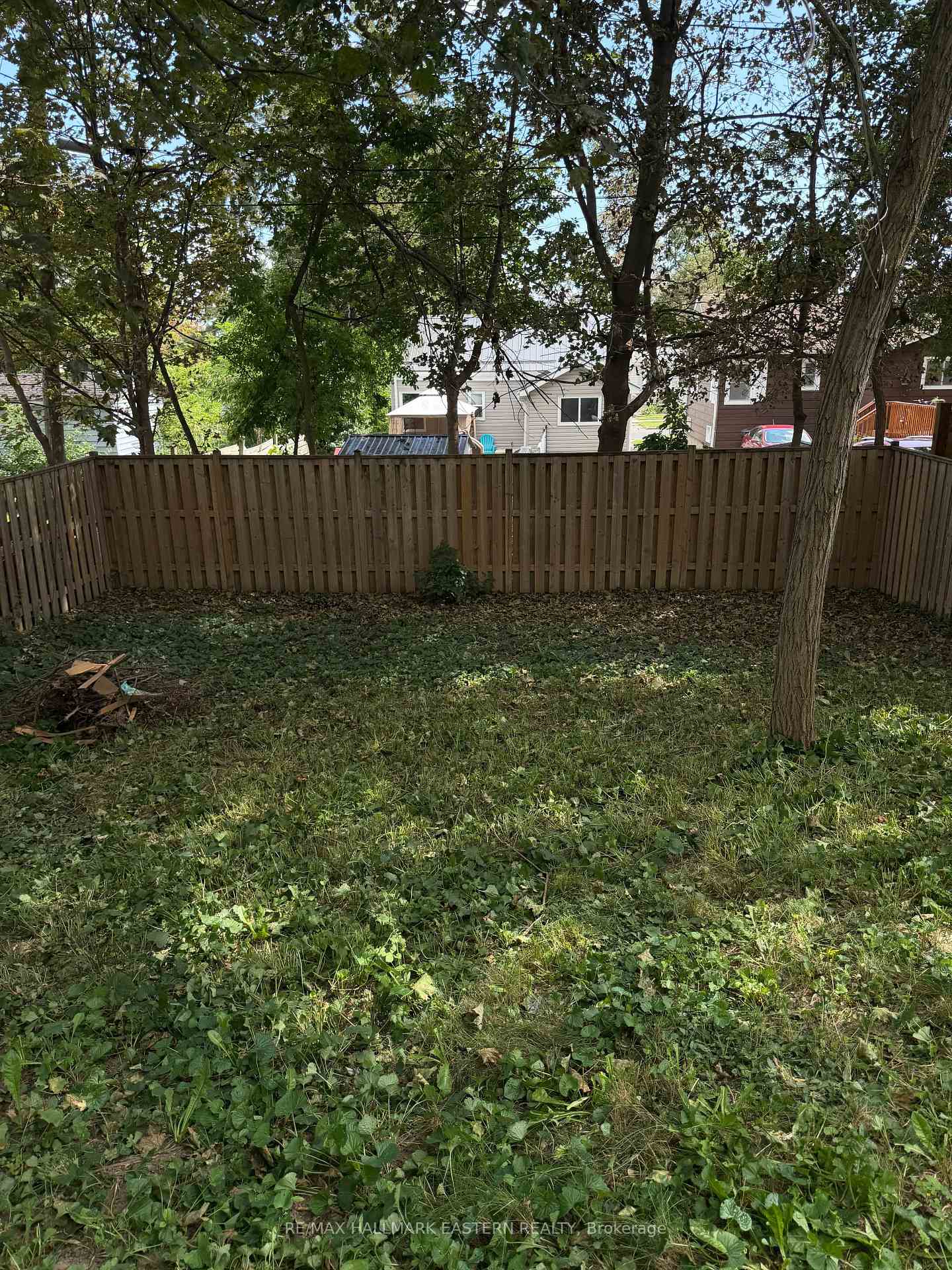 Photo 32 of 413 Bellevue Street, Peterborough, Northcrest Ward 5 — HOMEH