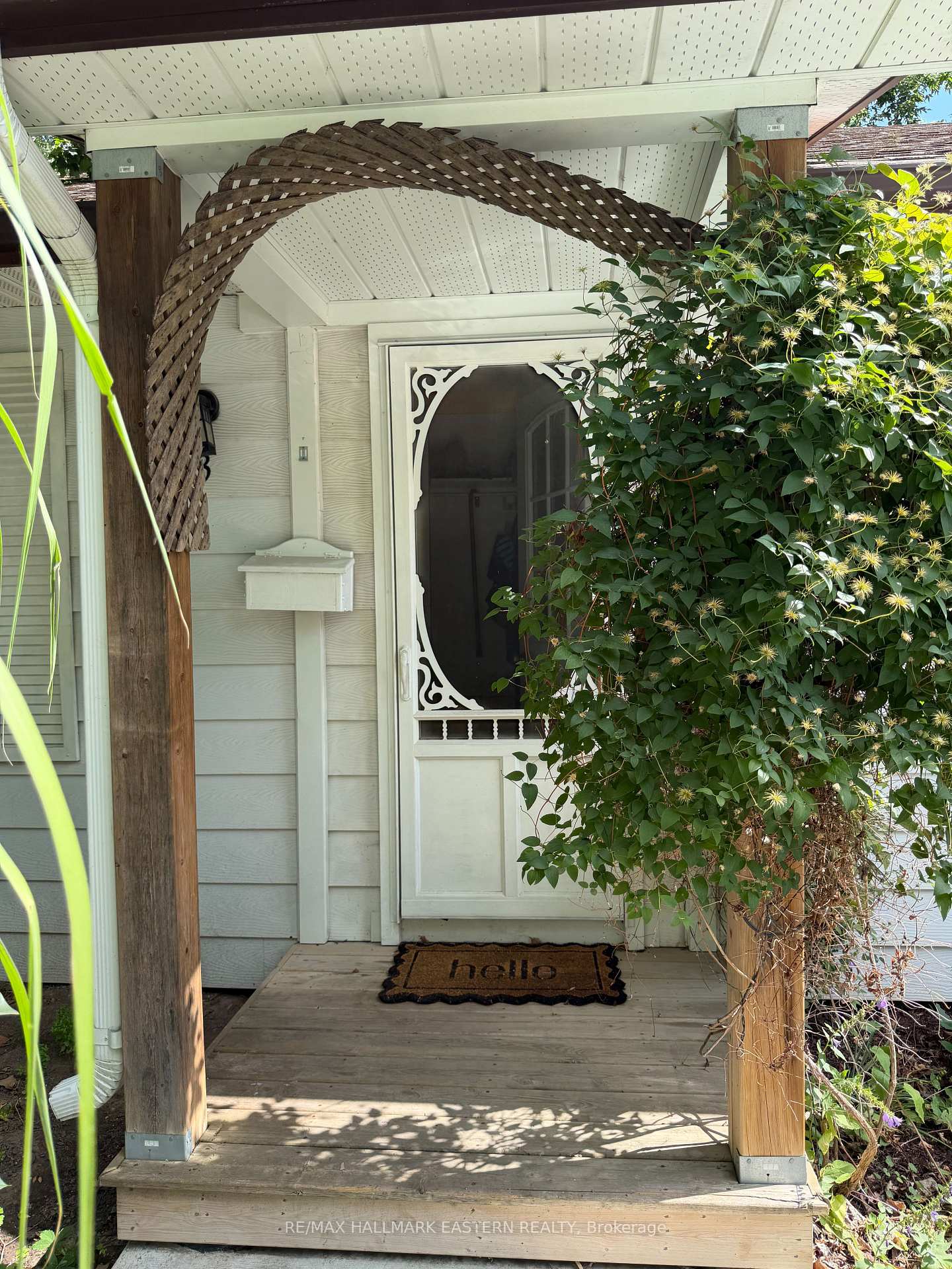 Photo 34 of 413 Bellevue Street, Peterborough, Northcrest Ward 5 — HOMEH